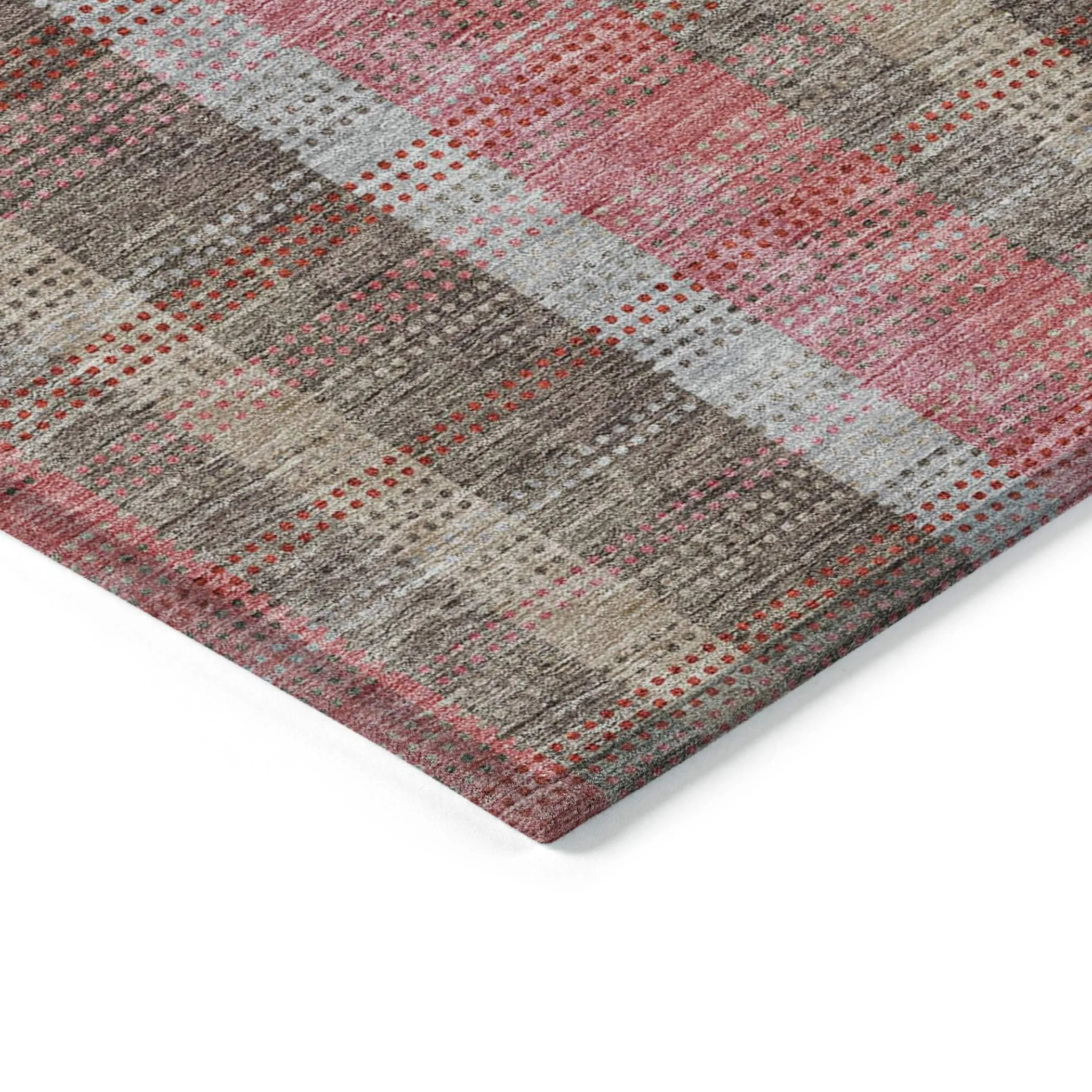 Machine Washable Indoor/ Outdoor Modern Plaid Chantille Rug