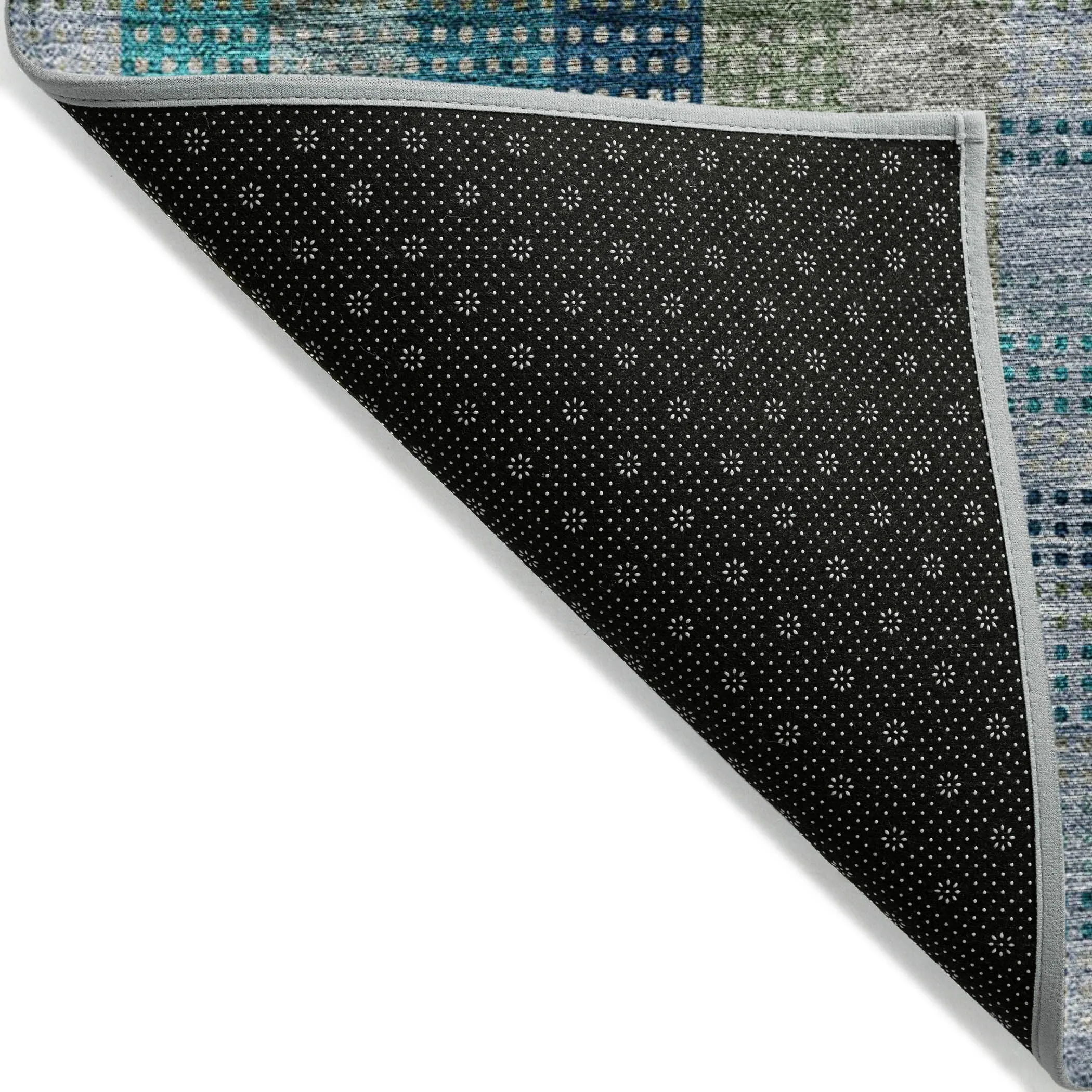 Machine Washable Indoor/ Outdoor Modern Plaid Chantille Rug