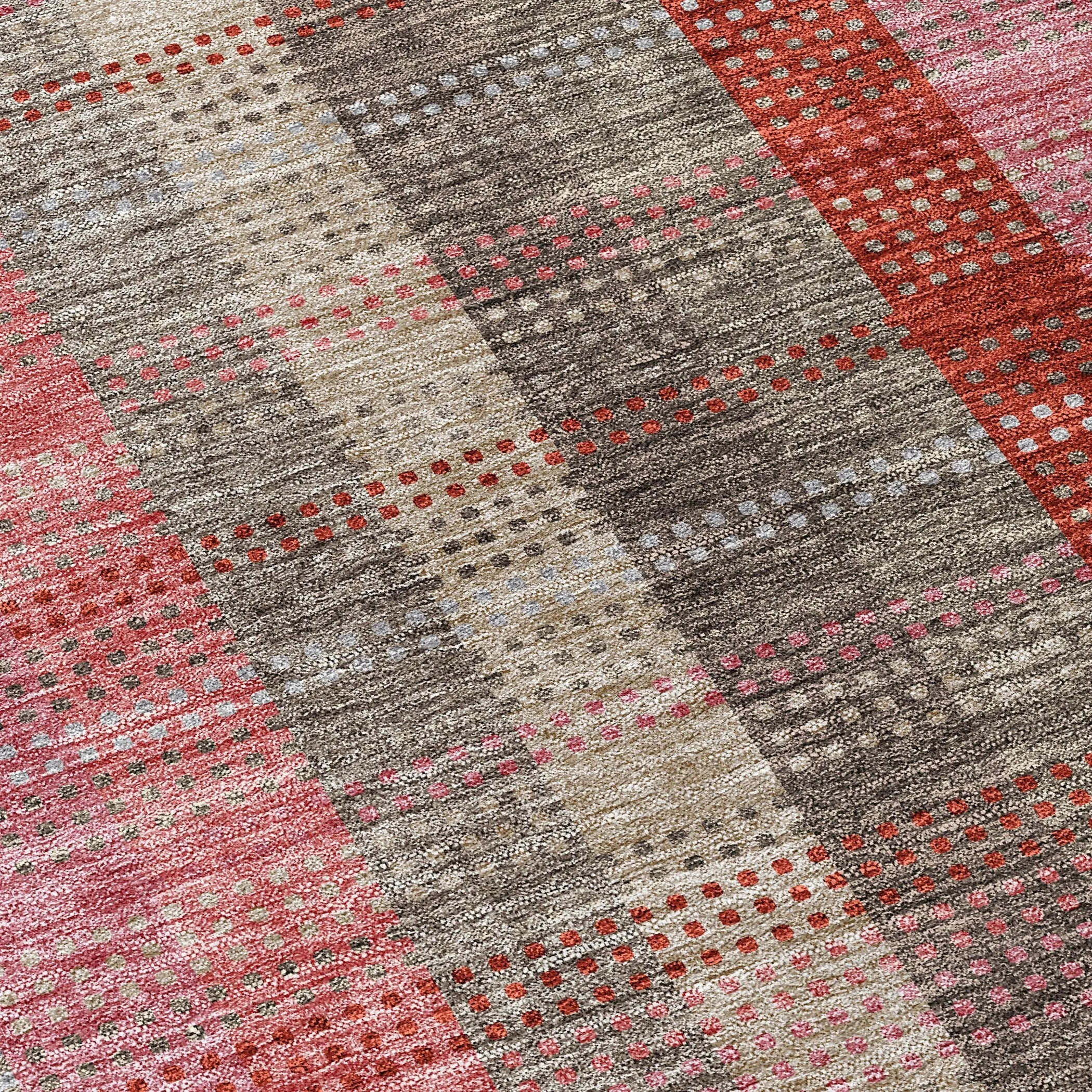 Machine Washable Indoor/ Outdoor Modern Plaid Chantille Rug