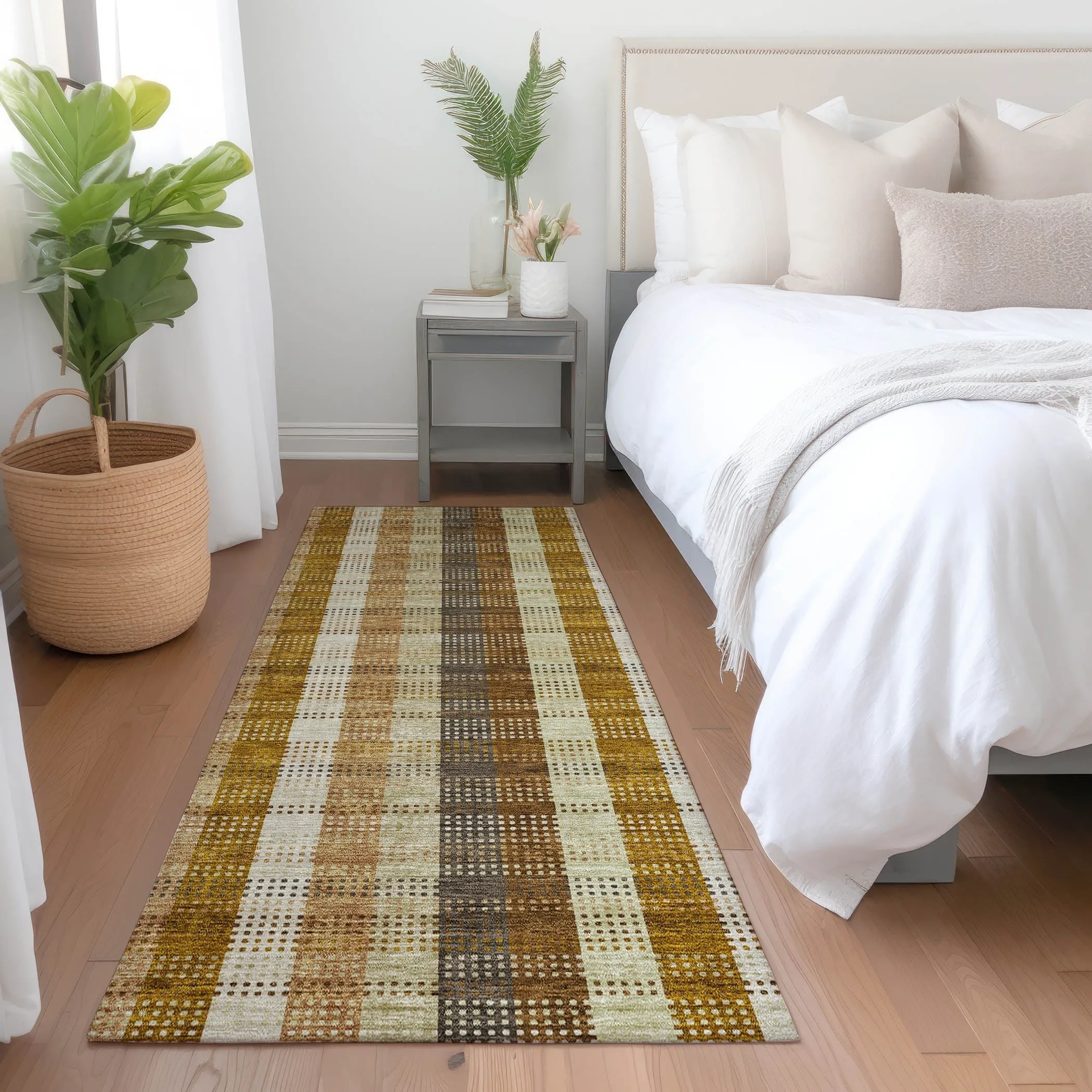 Machine Washable Indoor/ Outdoor Modern Plaid Chantille Rug