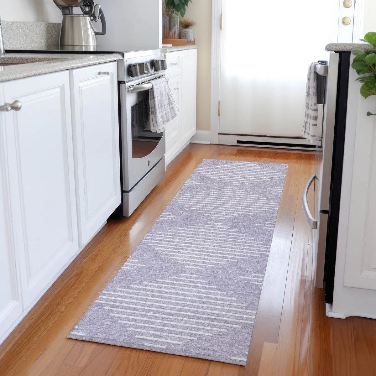 Machine Washable Indoor/ Outdoor Modern Stripe Chantille Rug
