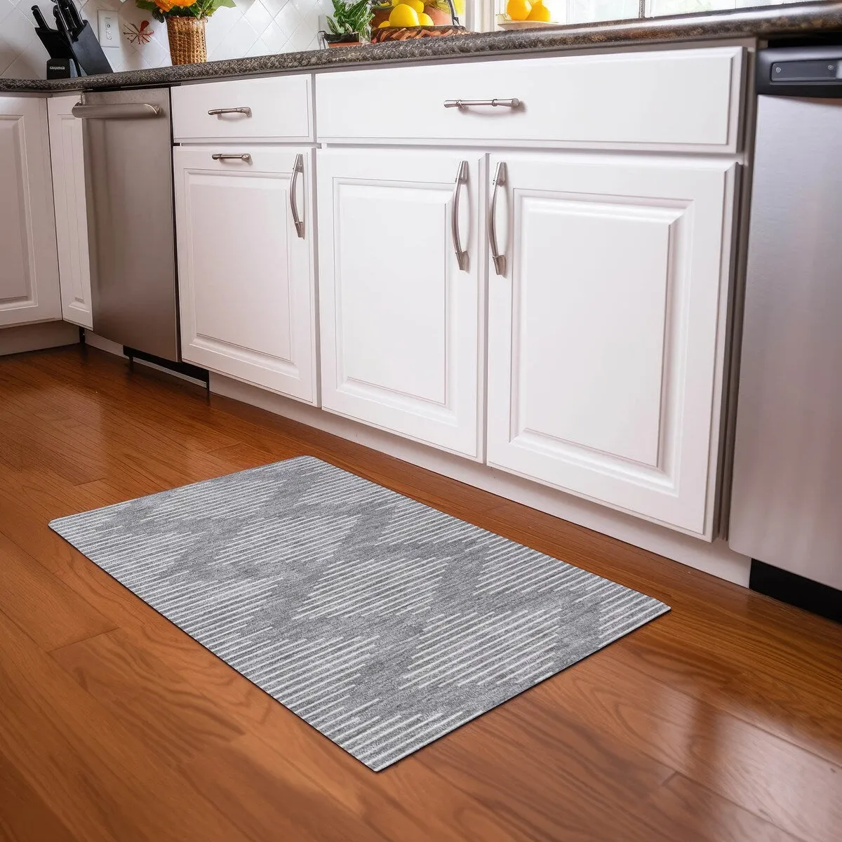 Machine Washable Indoor/ Outdoor Modern Stripe Chantille Rug