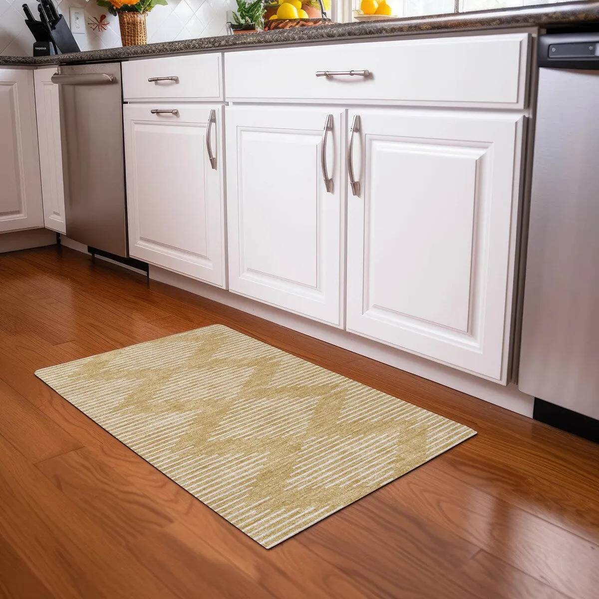 Machine Washable Indoor/ Outdoor Modern Stripe Chantille Rug