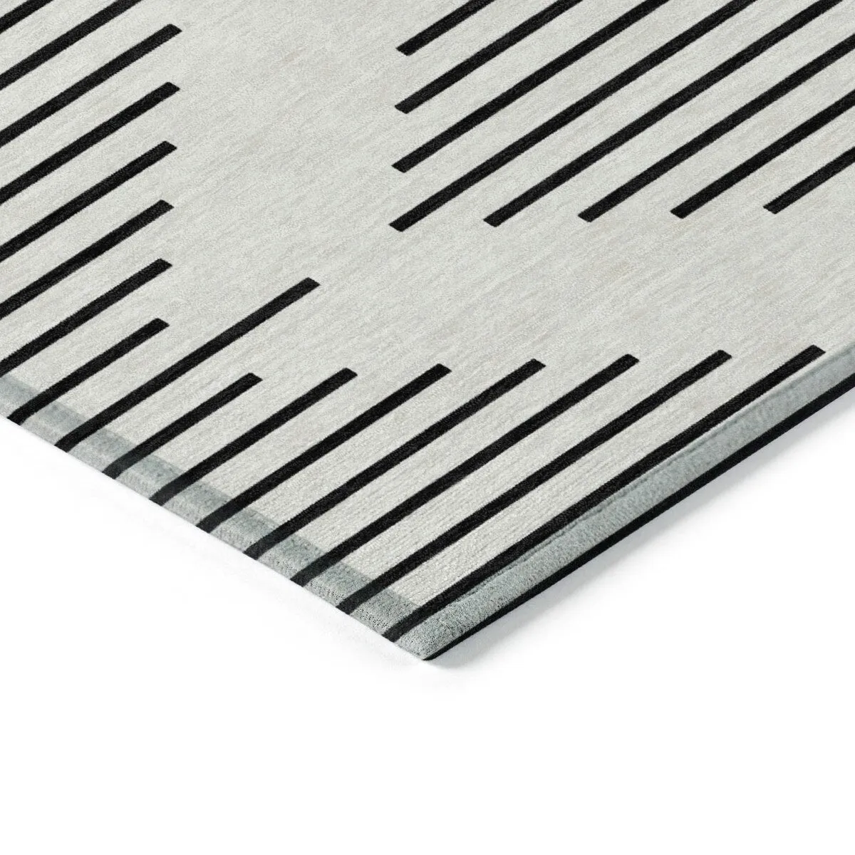 Machine Washable Indoor/ Outdoor Modern Stripe Chantille Rug