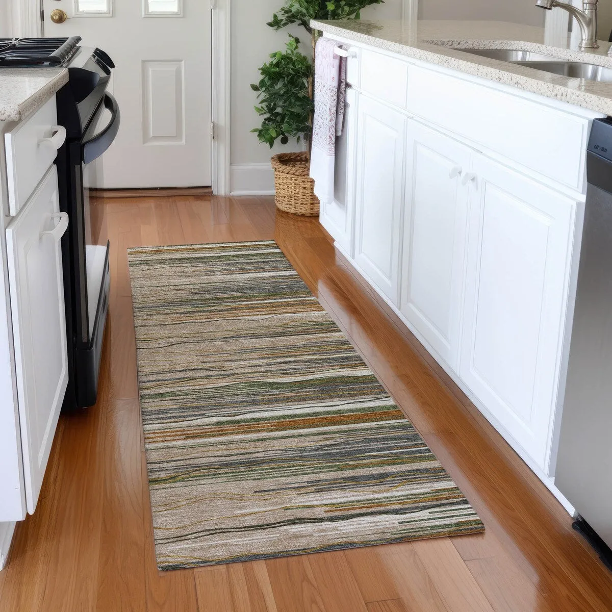 Machine Washable Indoor/ Outdoor Modern Stripe Chantille Rug