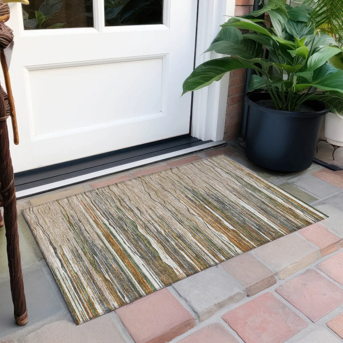 Machine Washable Indoor/ Outdoor Modern Stripe Chantille Rug