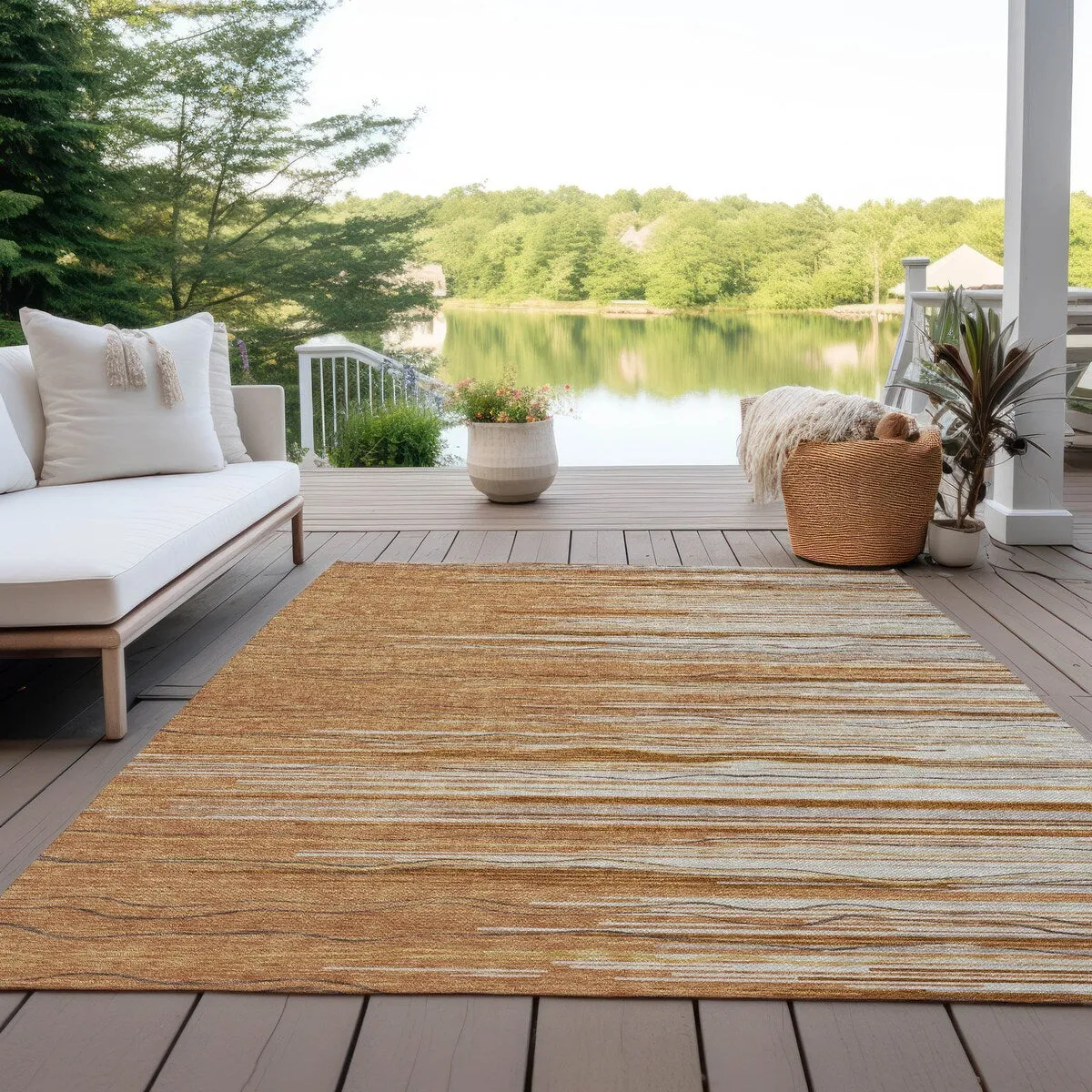 Machine Washable Indoor/ Outdoor Modern Stripe Chantille Rug