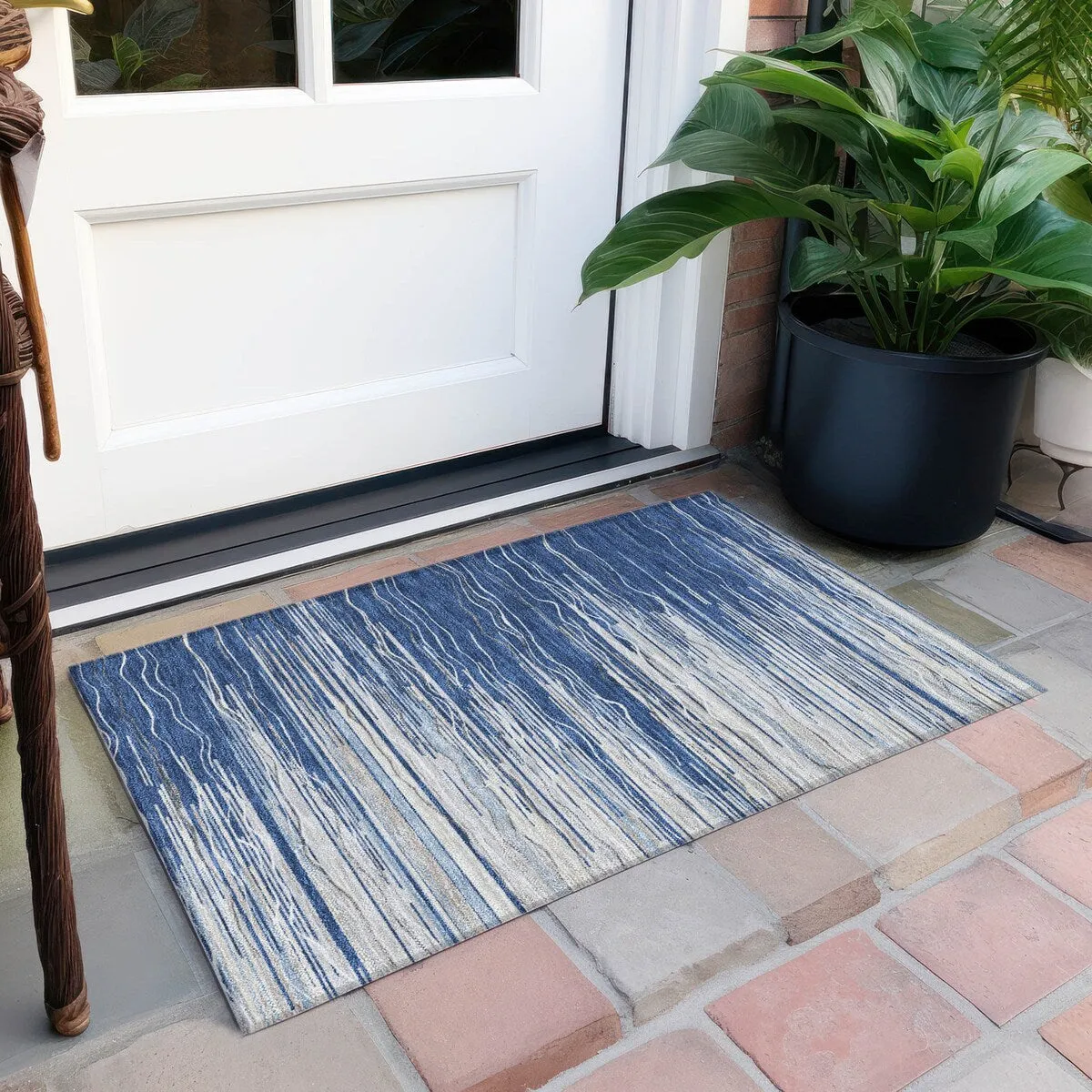 Machine Washable Indoor/ Outdoor Modern Stripe Chantille Rug