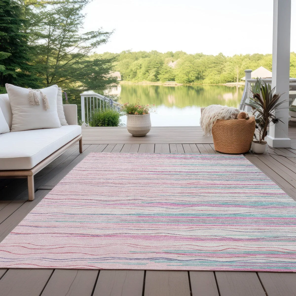 Machine Washable Indoor/ Outdoor Modern Stripe Chantille Rug