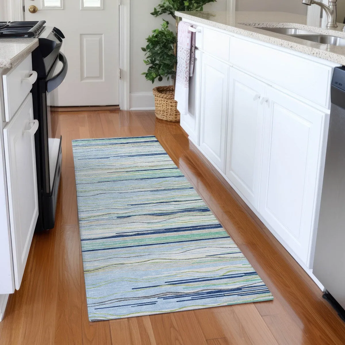 Machine Washable Indoor/ Outdoor Modern Stripe Chantille Rug