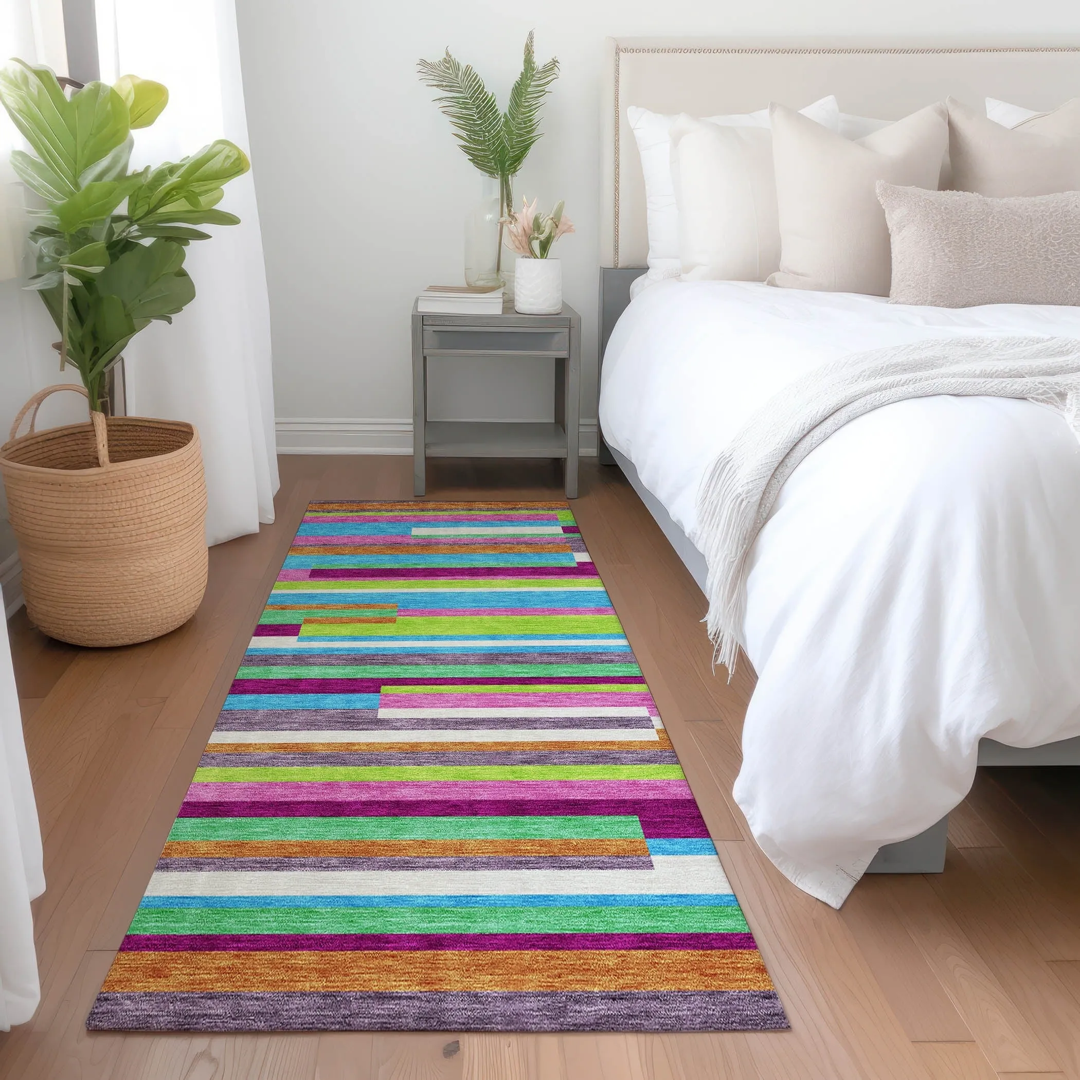 Machine Washable Indoor/ Outdoor Modern Stripes Chantille Rug