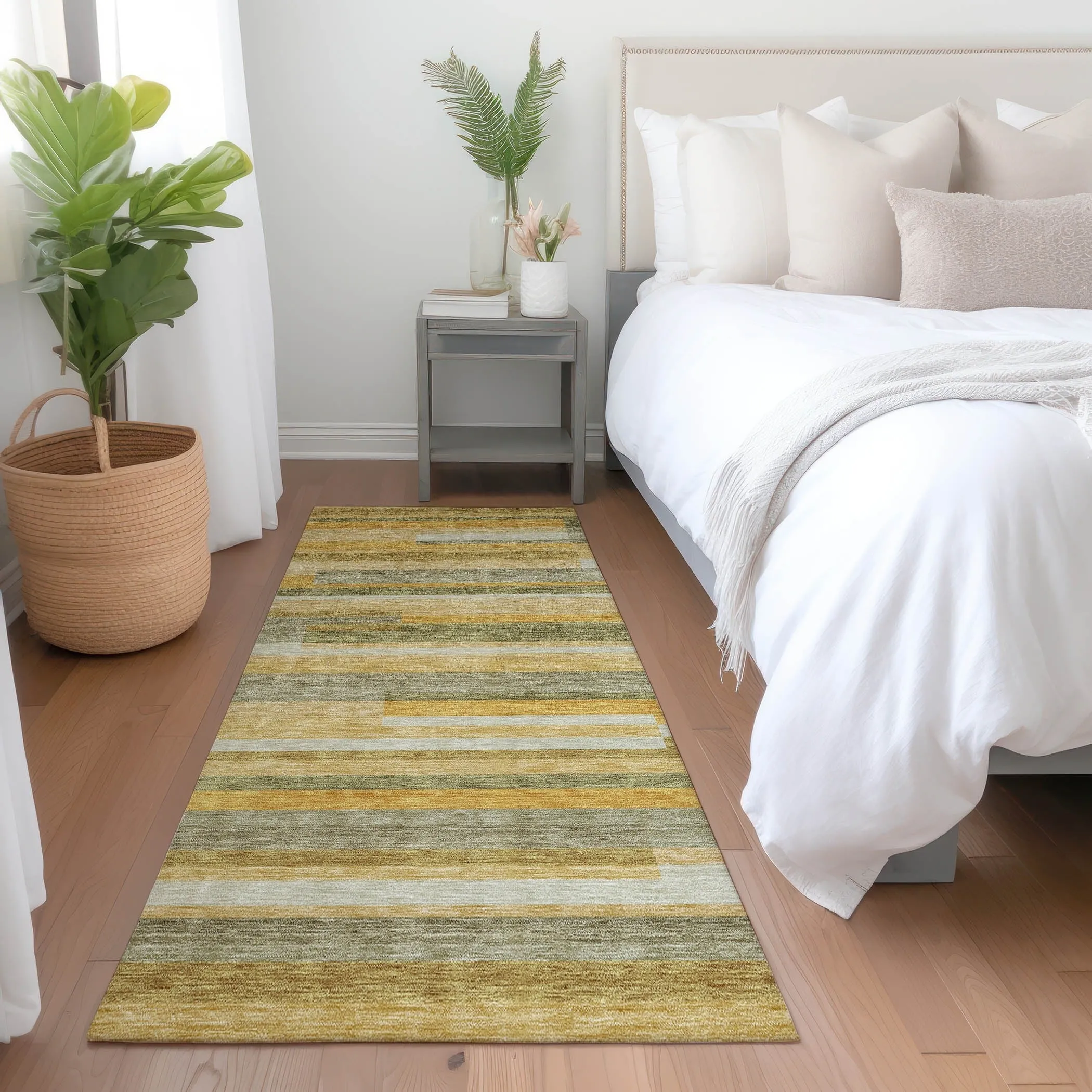 Machine Washable Indoor/ Outdoor Modern Stripes Chantille Rug