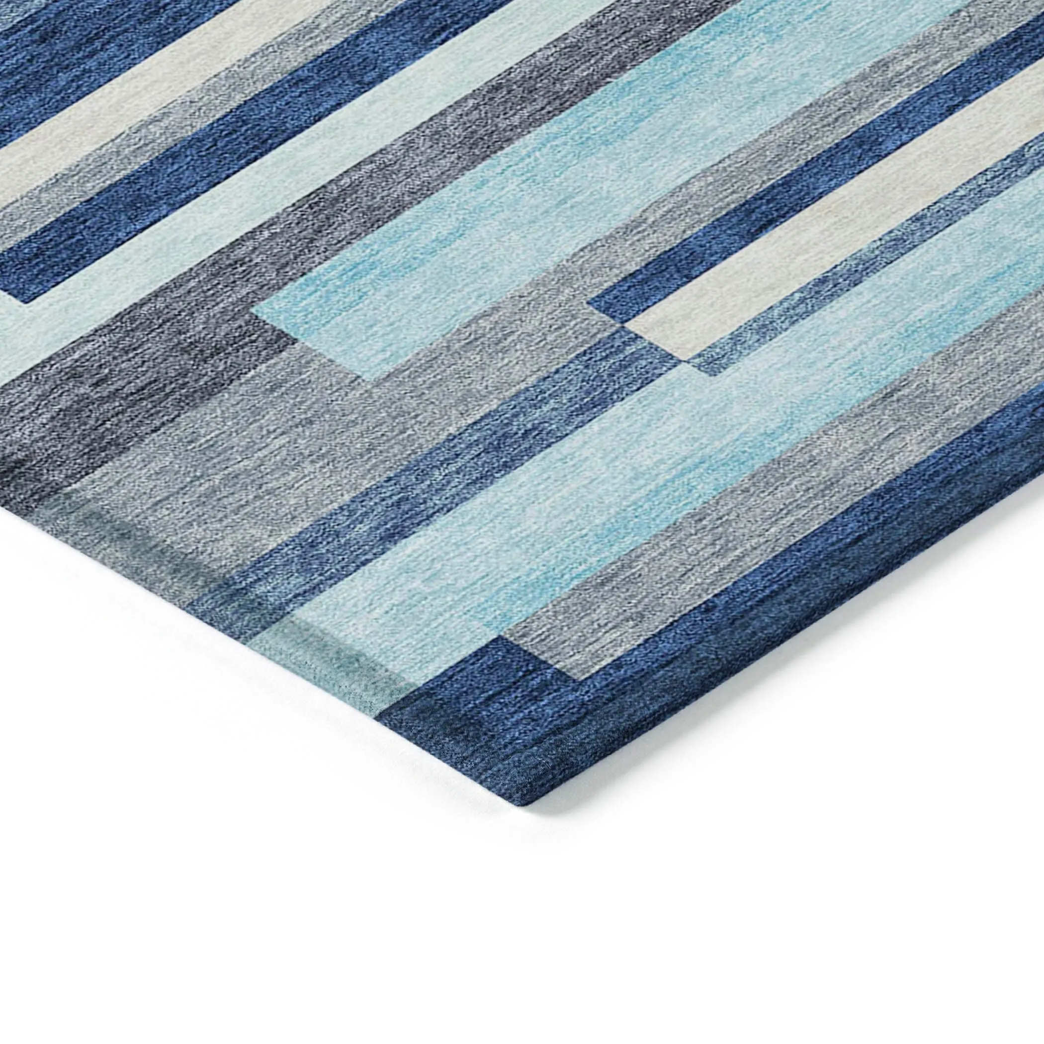Machine Washable Indoor/ Outdoor Modern Stripes Chantille Rug