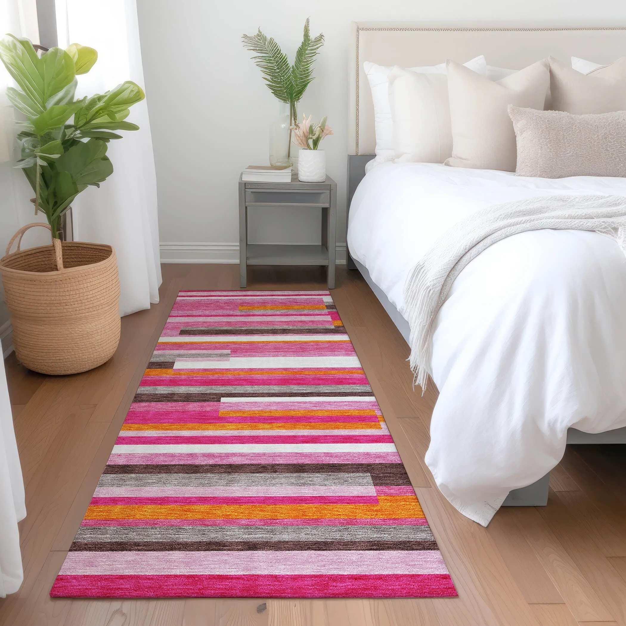 Machine Washable Indoor/ Outdoor Modern Stripes Chantille Rug
