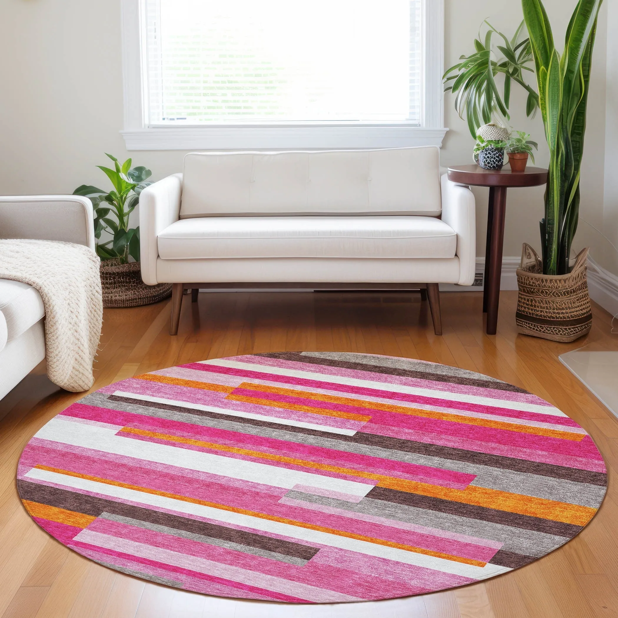 Machine Washable Indoor/ Outdoor Modern Stripes Chantille Rug