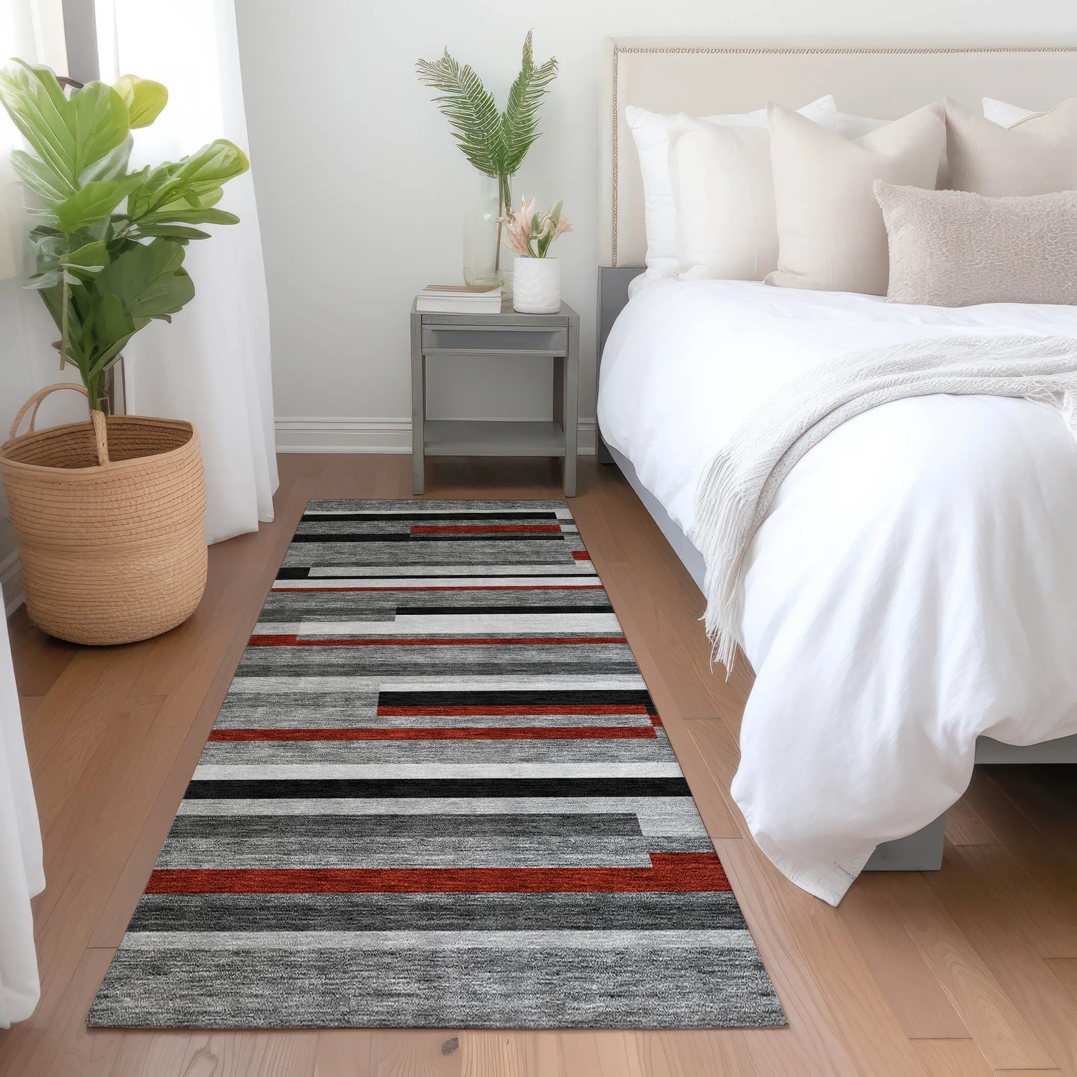 Machine Washable Indoor/ Outdoor Modern Stripes Chantille Rug