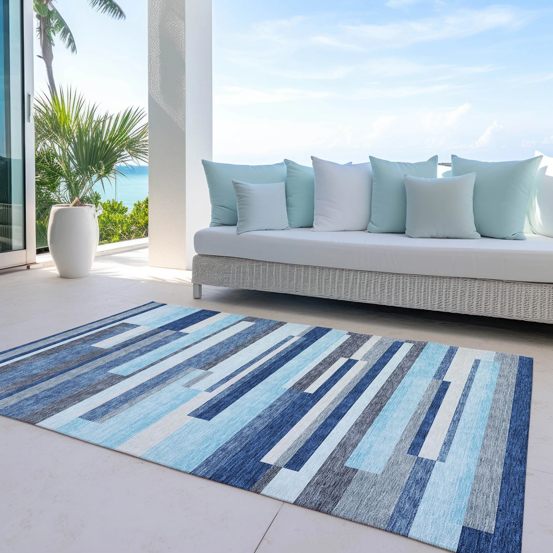 Machine Washable Indoor/ Outdoor Modern Stripes Chantille Rug