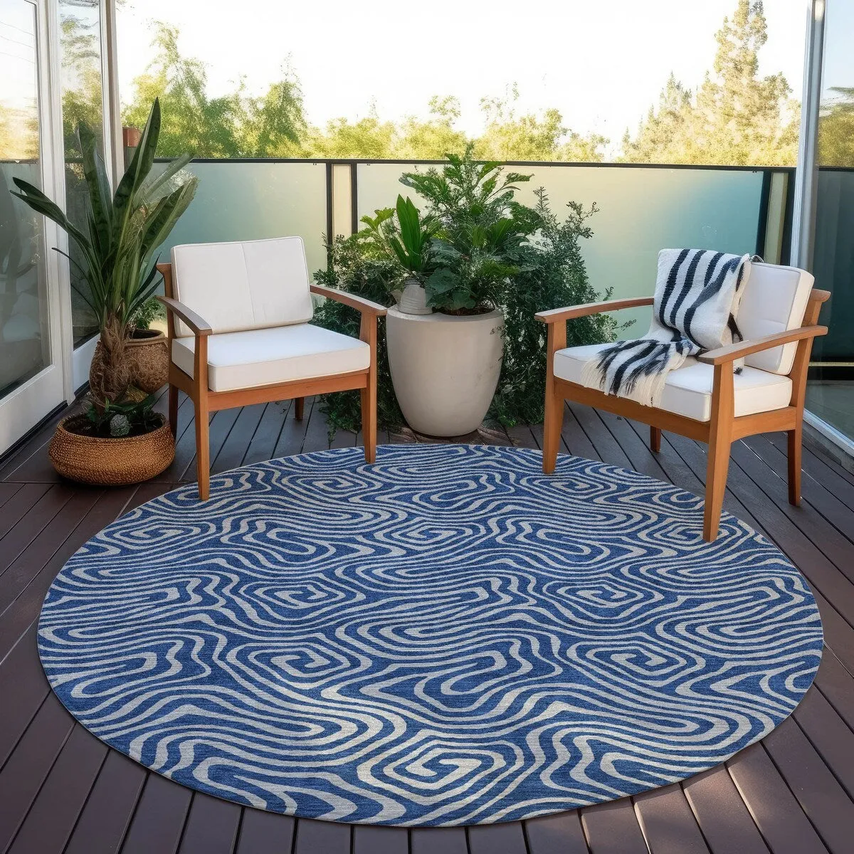 Machine Washable Indoor/ Outdoor Modern Trance Chantille Rug