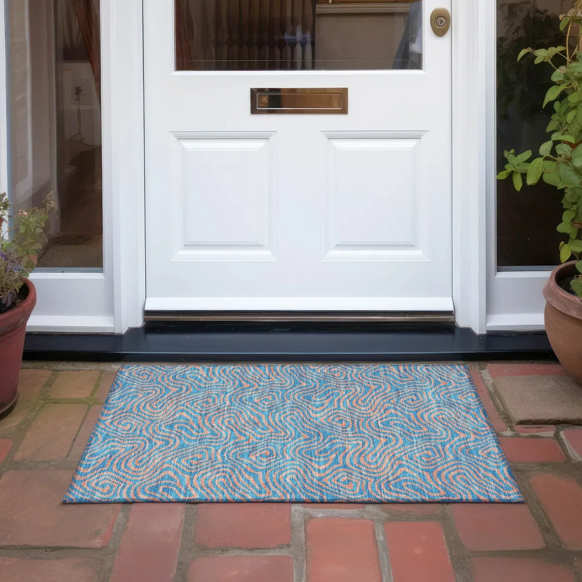 Machine Washable Indoor/ Outdoor Modern Trance Chantille Rug