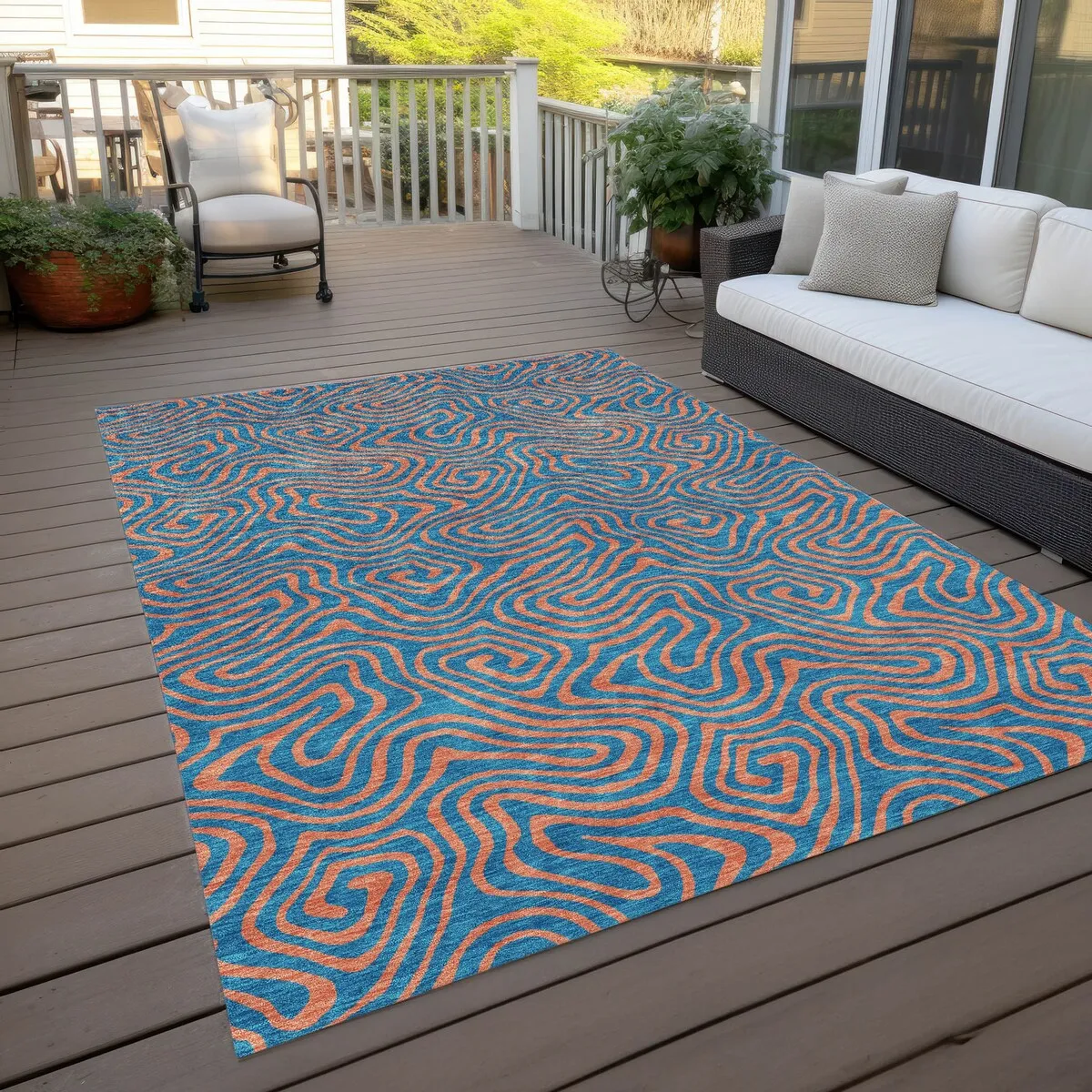 Machine Washable Indoor/ Outdoor Modern Trance Chantille Rug