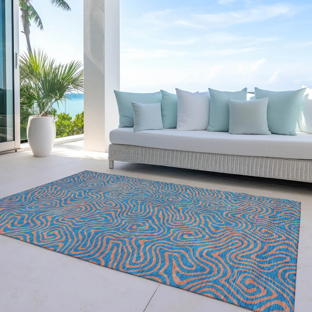 Machine Washable Indoor/ Outdoor Modern Trance Chantille Rug
