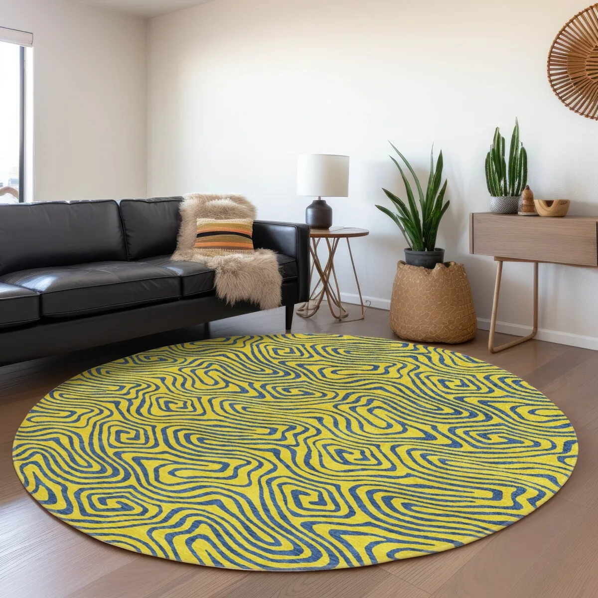 Machine Washable Indoor/ Outdoor Modern Trance Chantille Rug