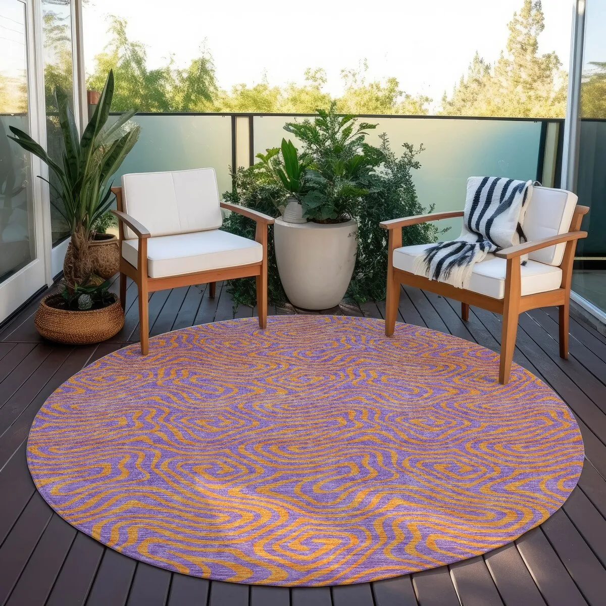 Machine Washable Indoor/ Outdoor Modern Trance Chantille Rug