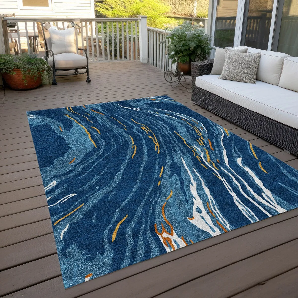 Machine Washable Indoor/ Outdoor Modern Wave Chantille Rug