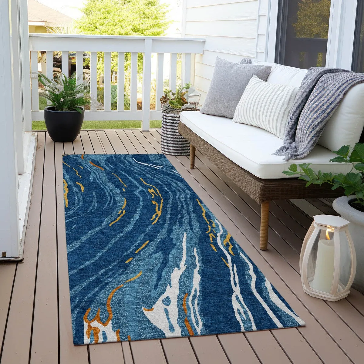 Machine Washable Indoor/ Outdoor Modern Wave Chantille Rug
