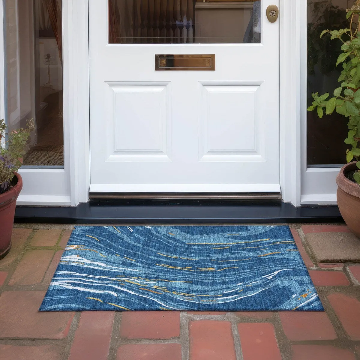 Machine Washable Indoor/ Outdoor Modern Wave Chantille Rug