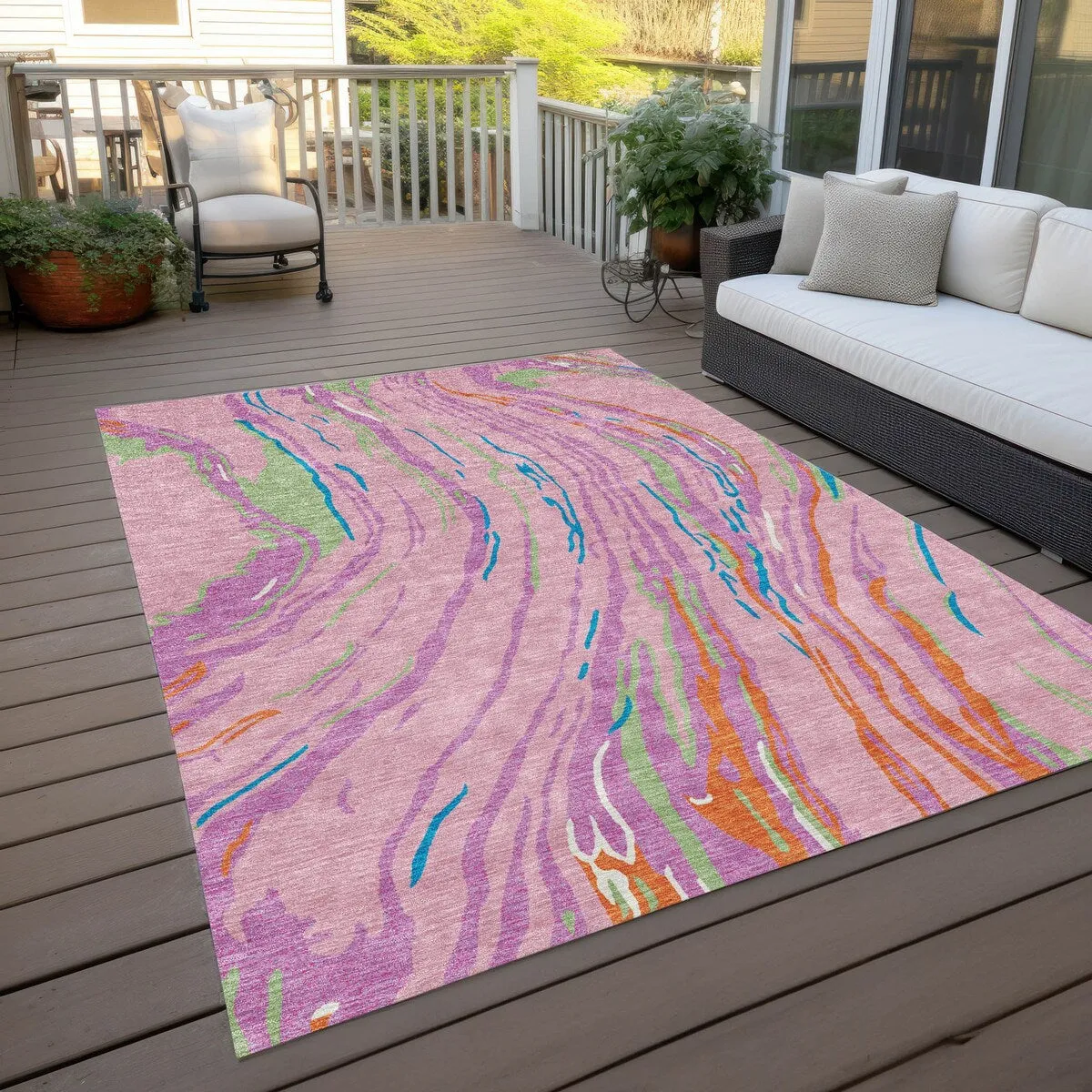 Machine Washable Indoor/ Outdoor Modern Wave Chantille Rug