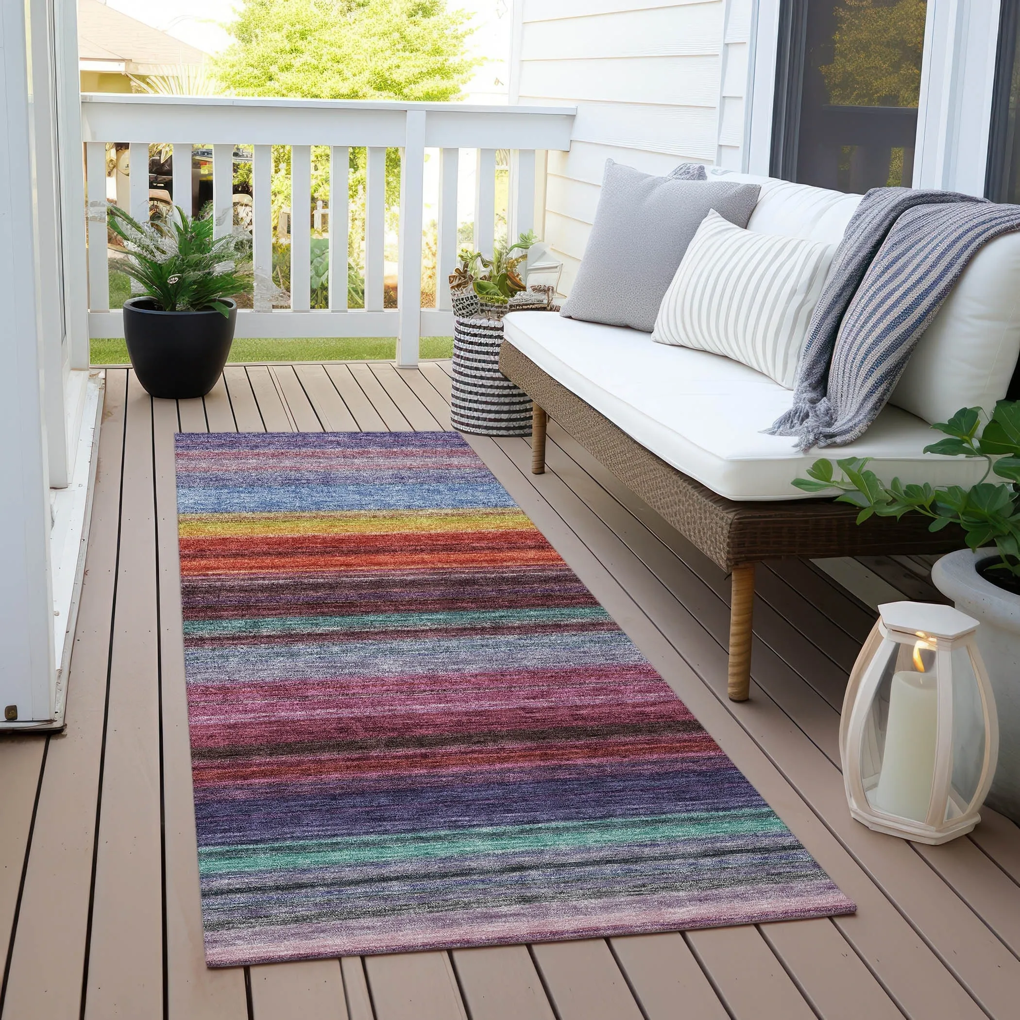 Machine Washable Indoor/ Outdoor Ombre Stripes Chantille Rug