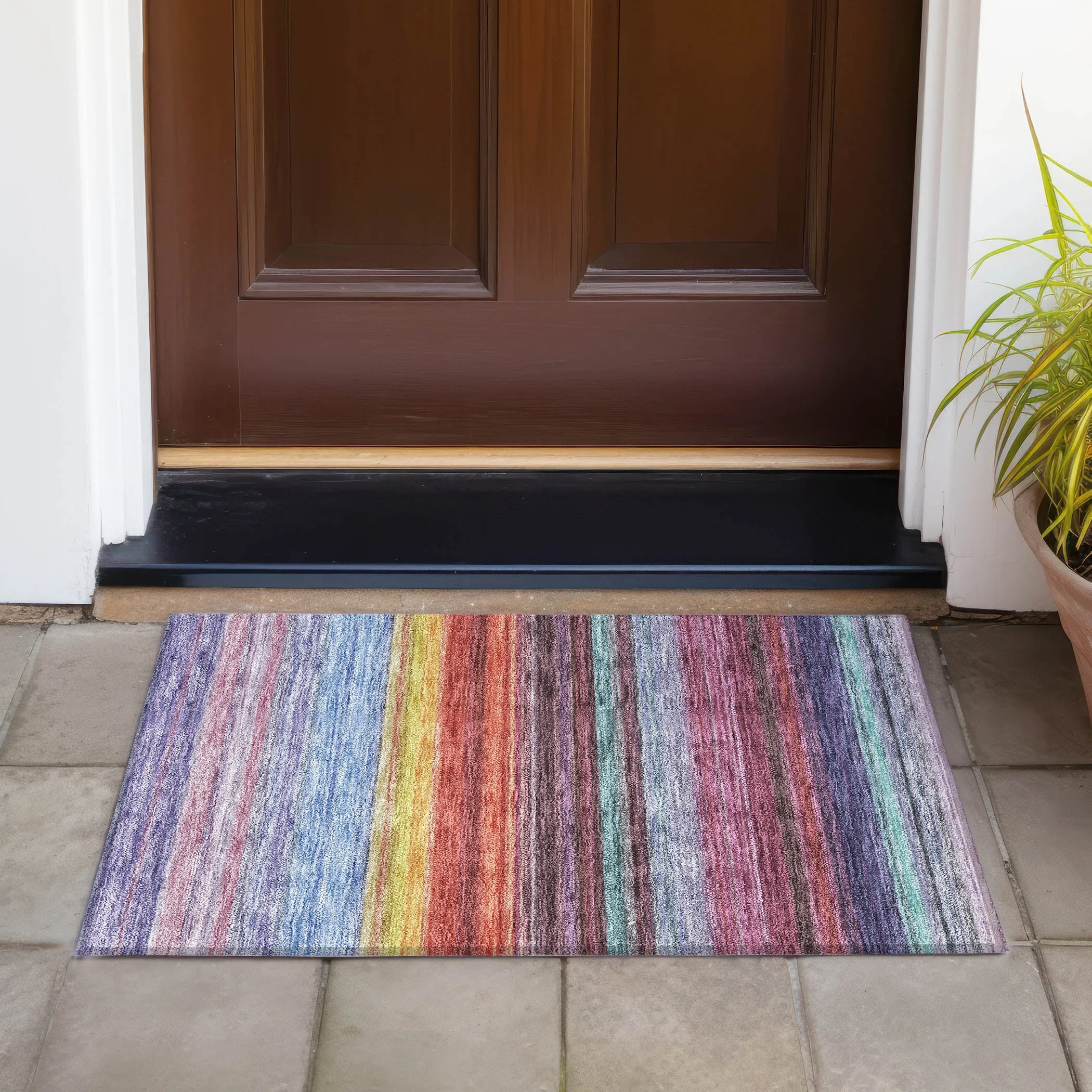 Machine Washable Indoor/ Outdoor Ombre Stripes Chantille Rug