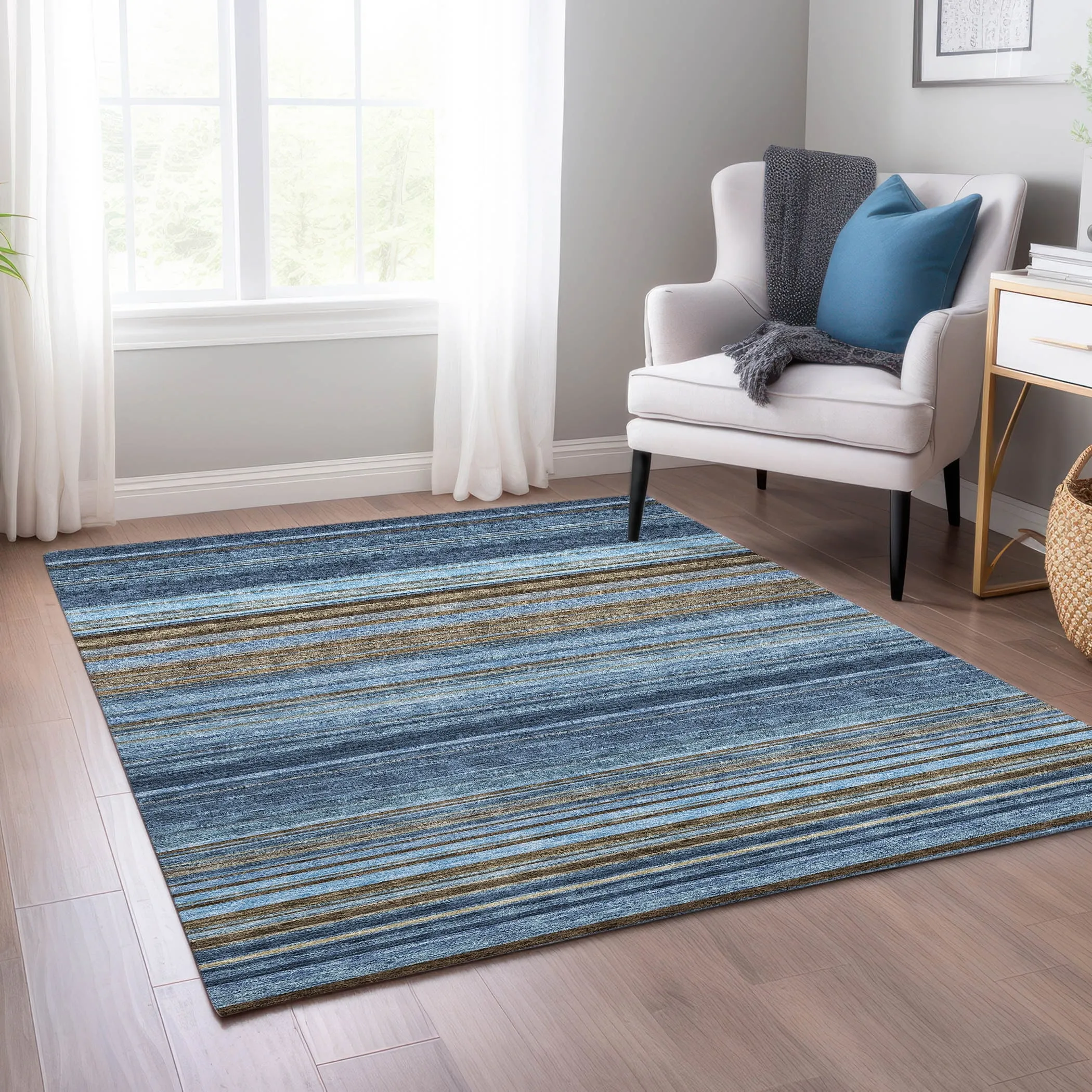 Machine Washable Indoor/ Outdoor Ombre Stripes Chantille Rug