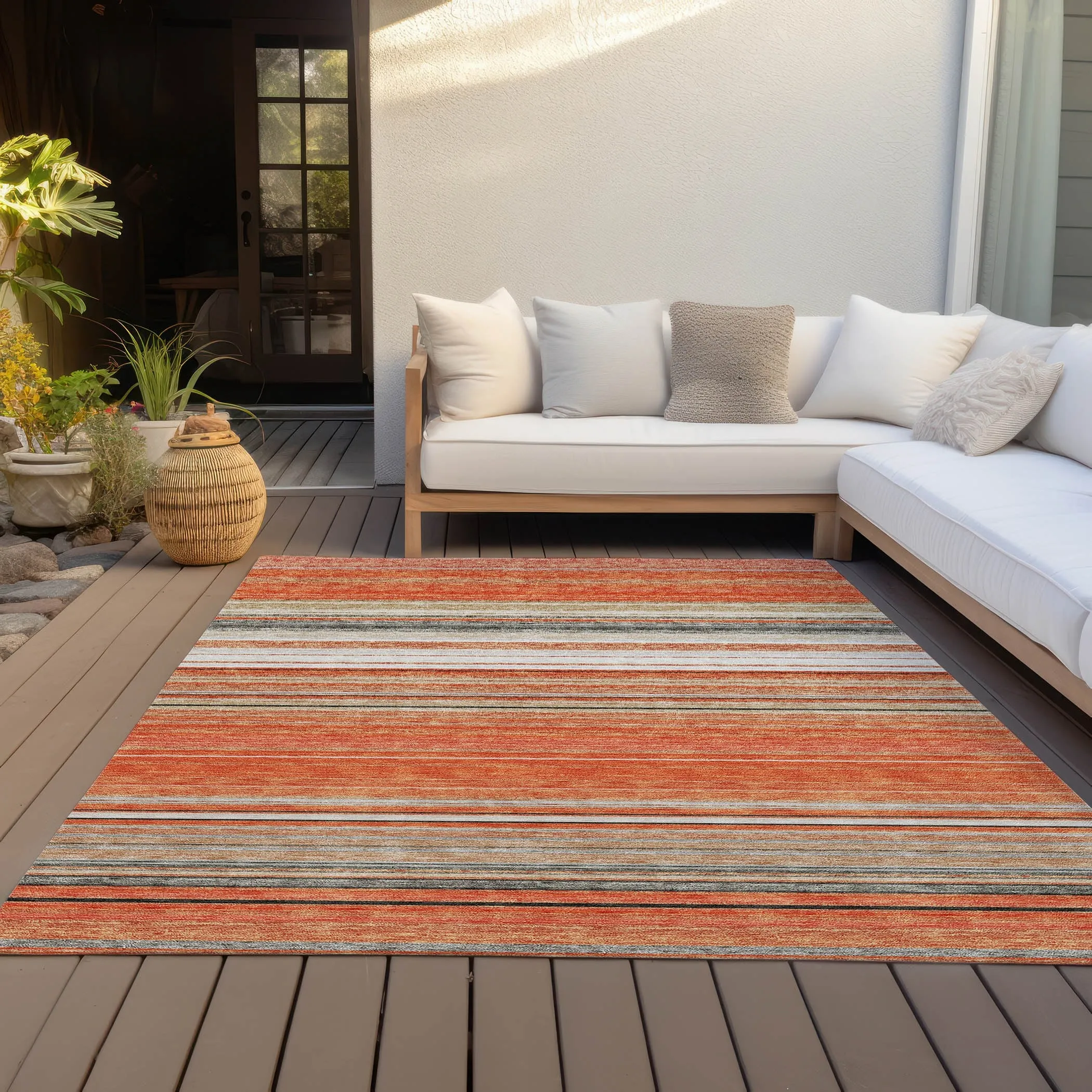 Machine Washable Indoor/ Outdoor Ombre Stripes Chantille Rug