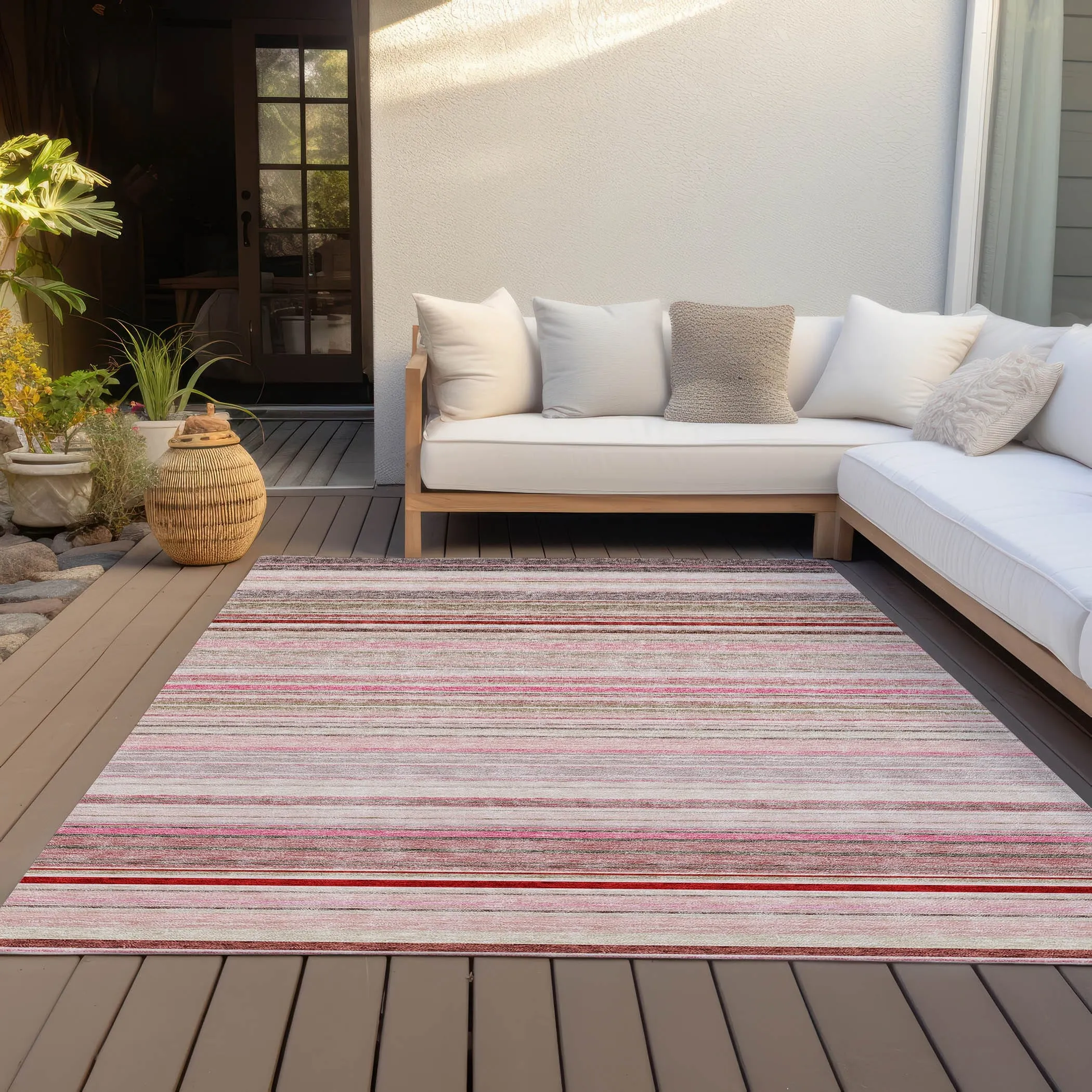 Machine Washable Indoor/ Outdoor Ombre Stripes Chantille Rug