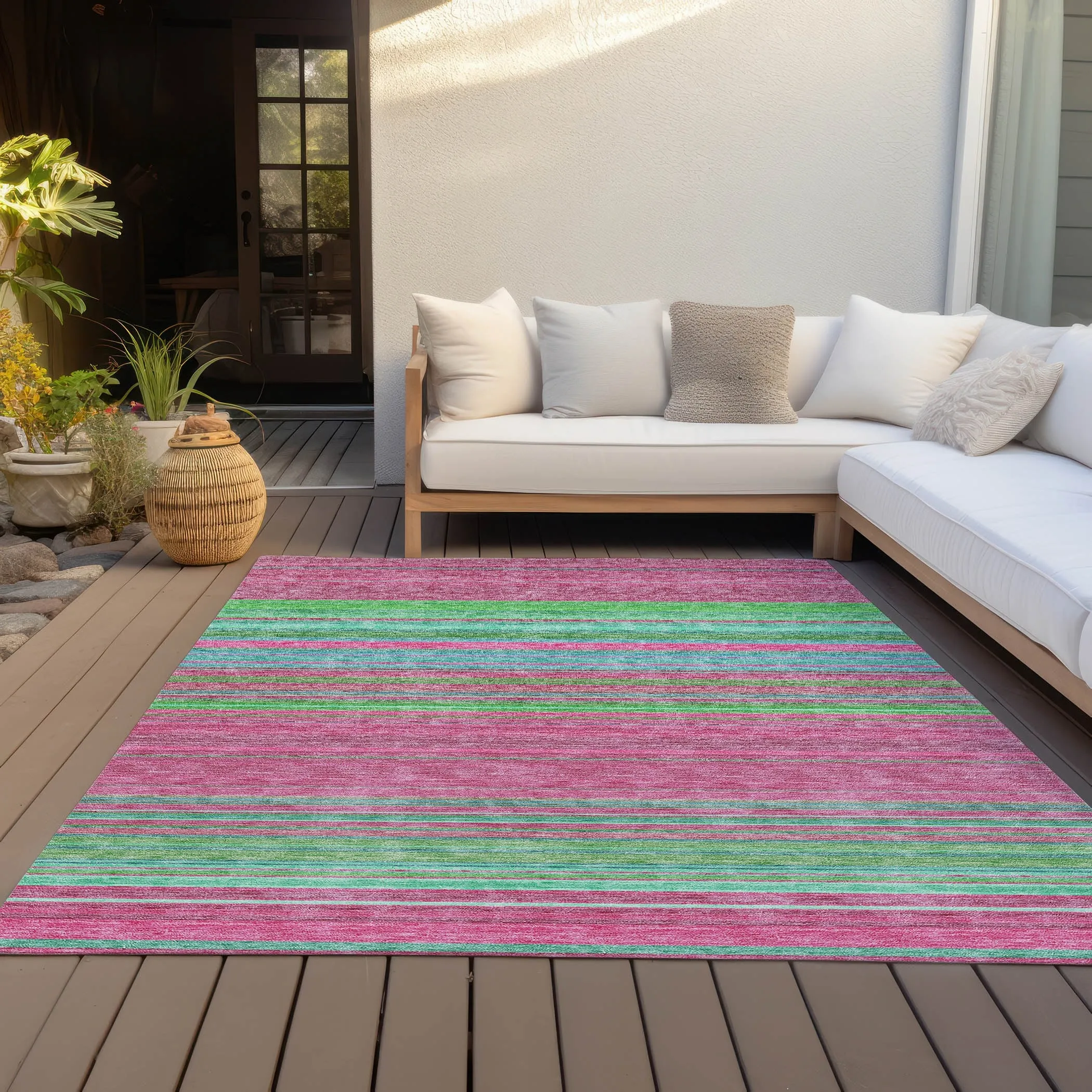 Machine Washable Indoor/ Outdoor Ombre Stripes Chantille Rug