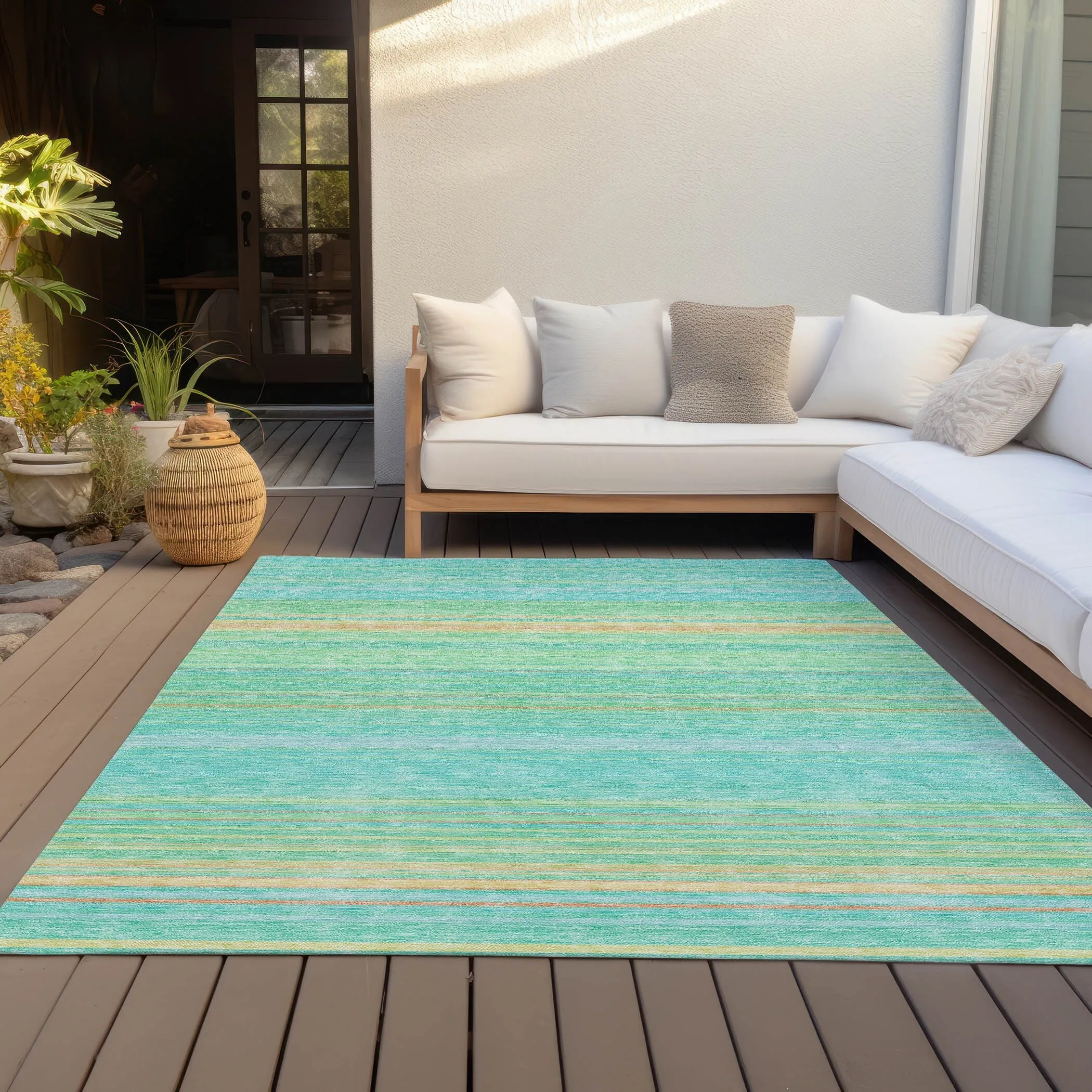 Machine Washable Indoor/ Outdoor Ombre Stripes Chantille Rug