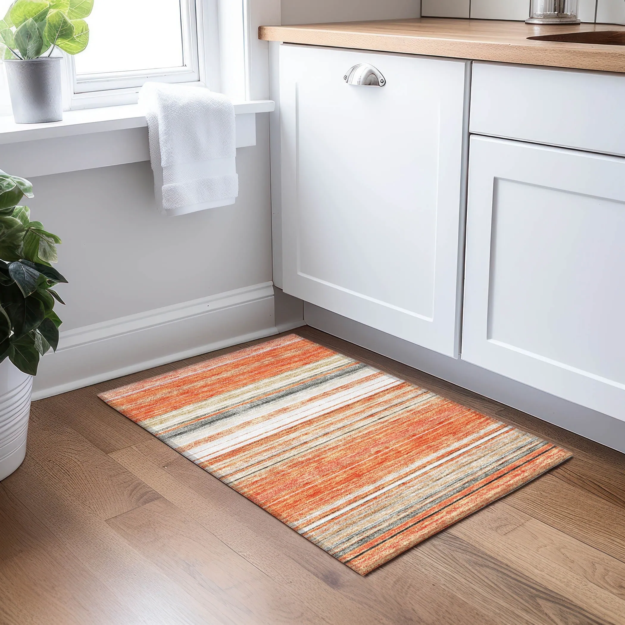 Machine Washable Indoor/ Outdoor Ombre Stripes Chantille Rug