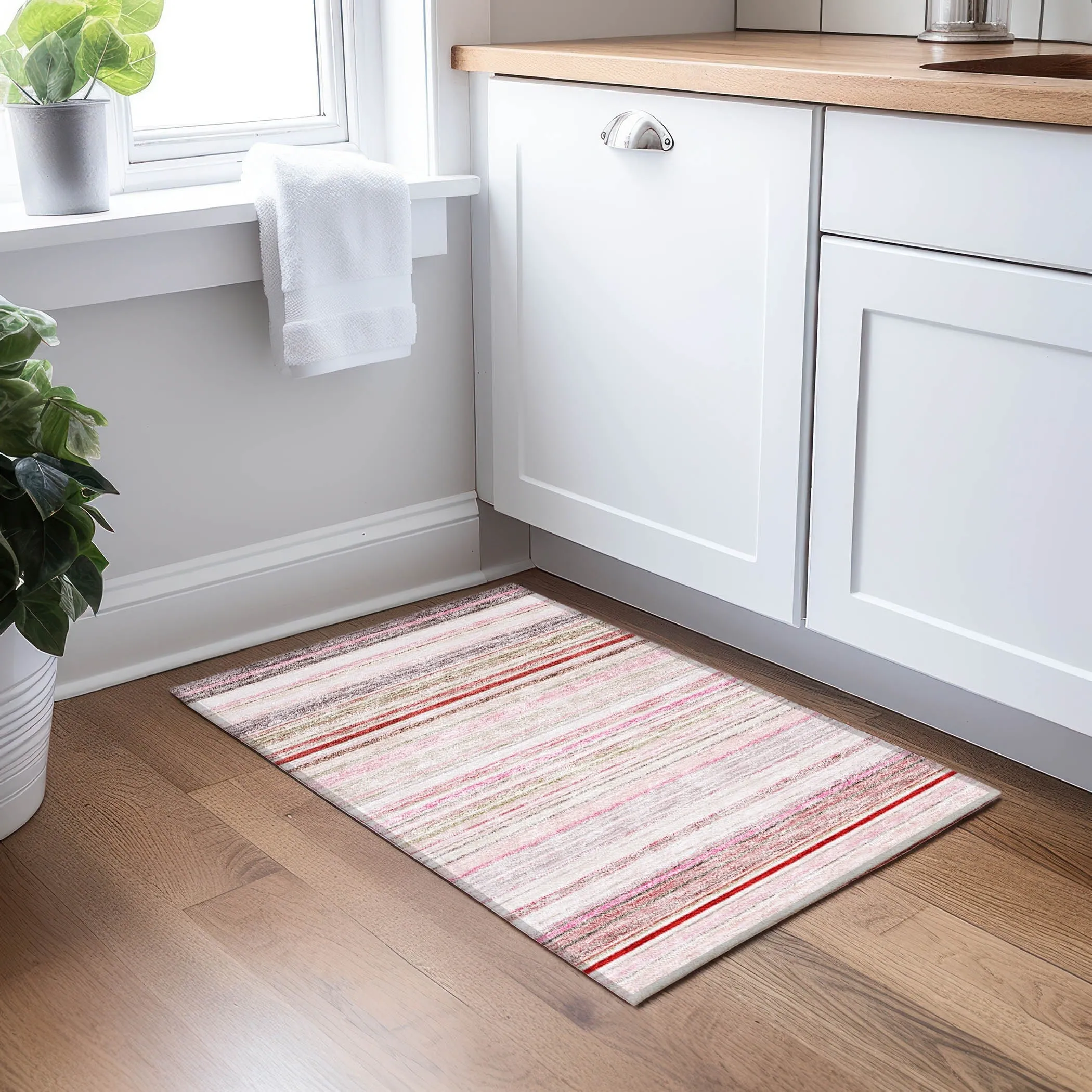 Machine Washable Indoor/ Outdoor Ombre Stripes Chantille Rug