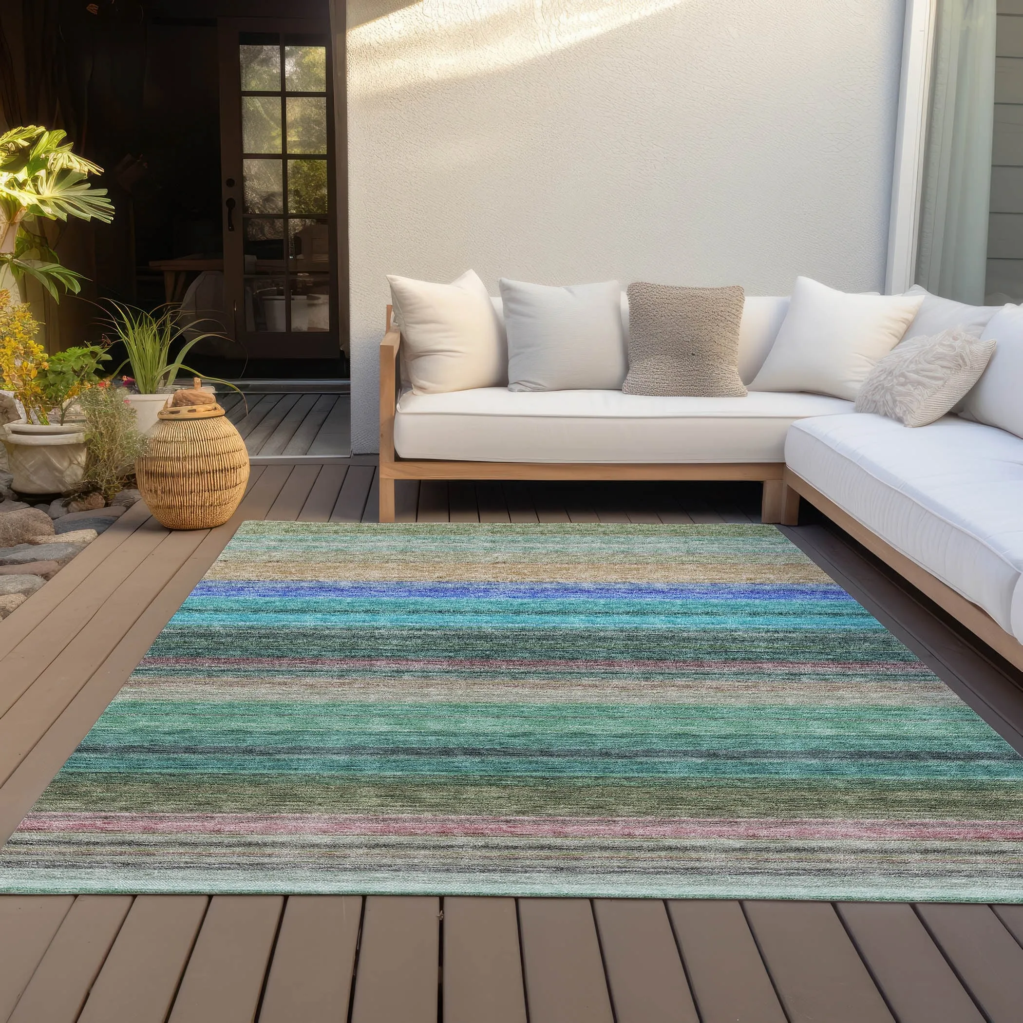 Machine Washable Indoor/ Outdoor Ombre Stripes Chantille Rug