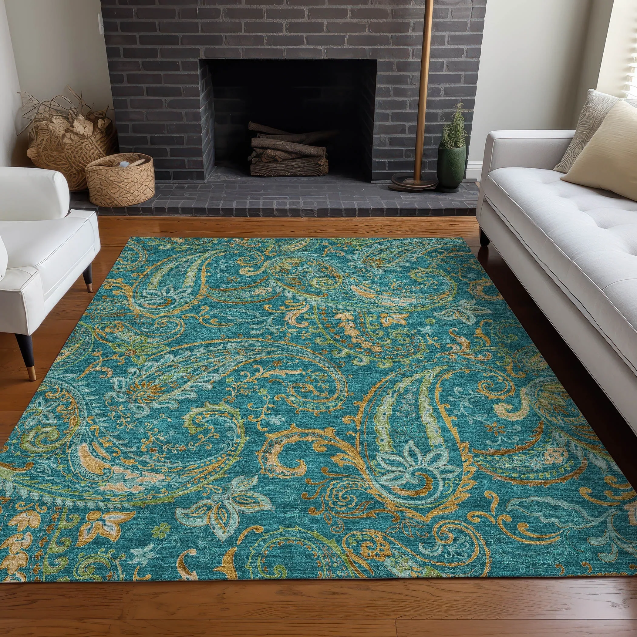 Machine Washable Indoor/ Outdoor Paisley Chantille Rug