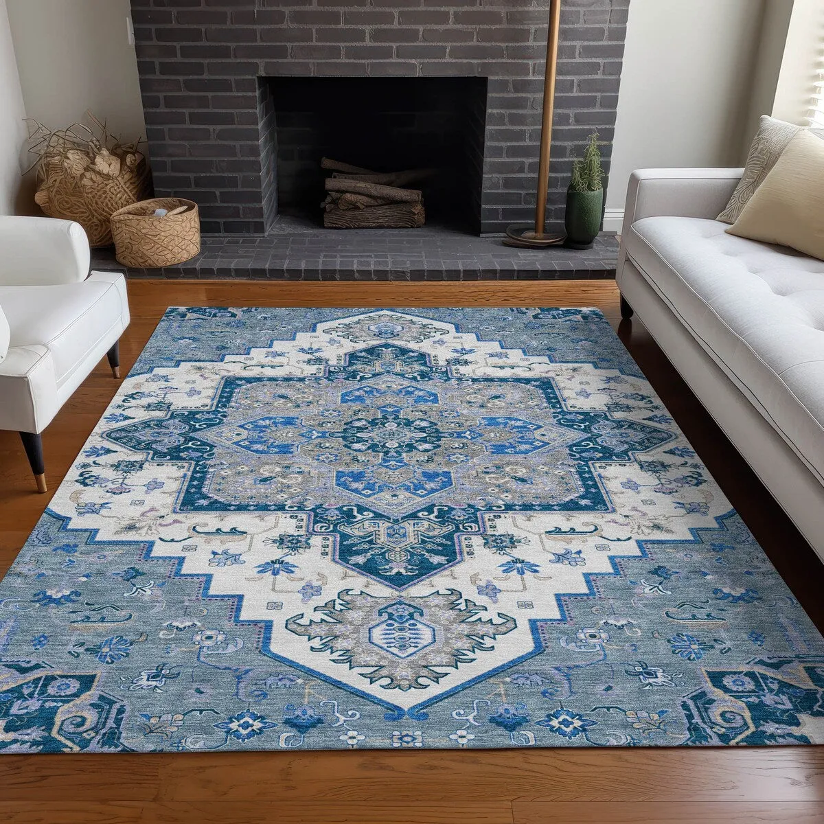 Machine Washable Indoor/ Outdoor Persian Traditional Chantille Rug