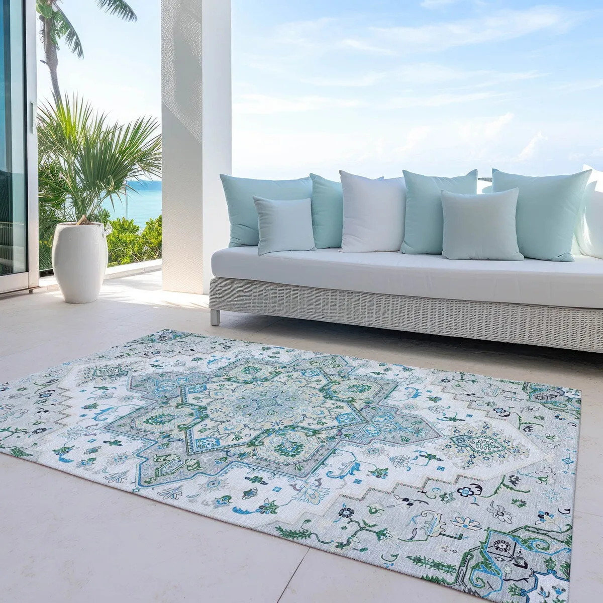 Machine Washable Indoor/ Outdoor Persian Traditional Chantille Rug