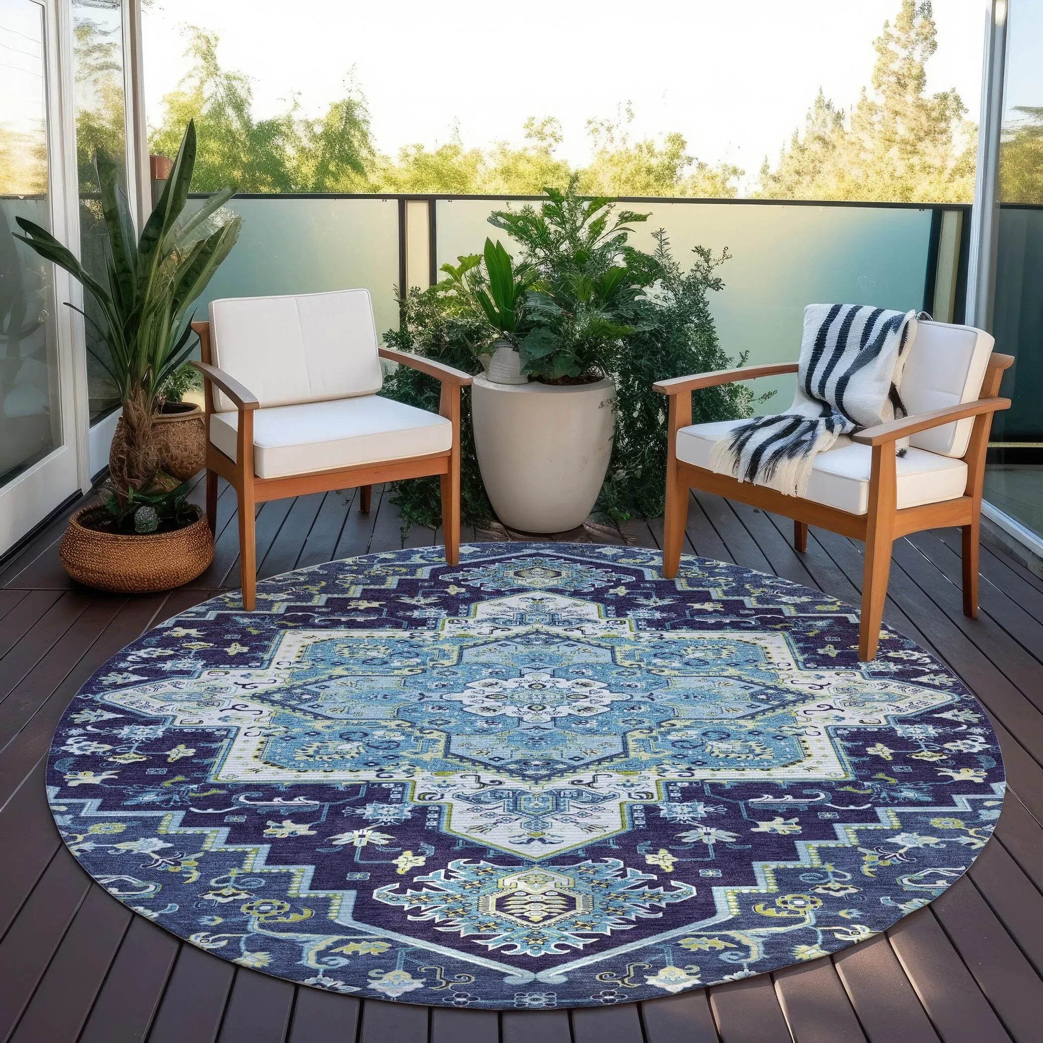 Machine Washable Indoor/ Outdoor Persian Traditional Chantille Rug