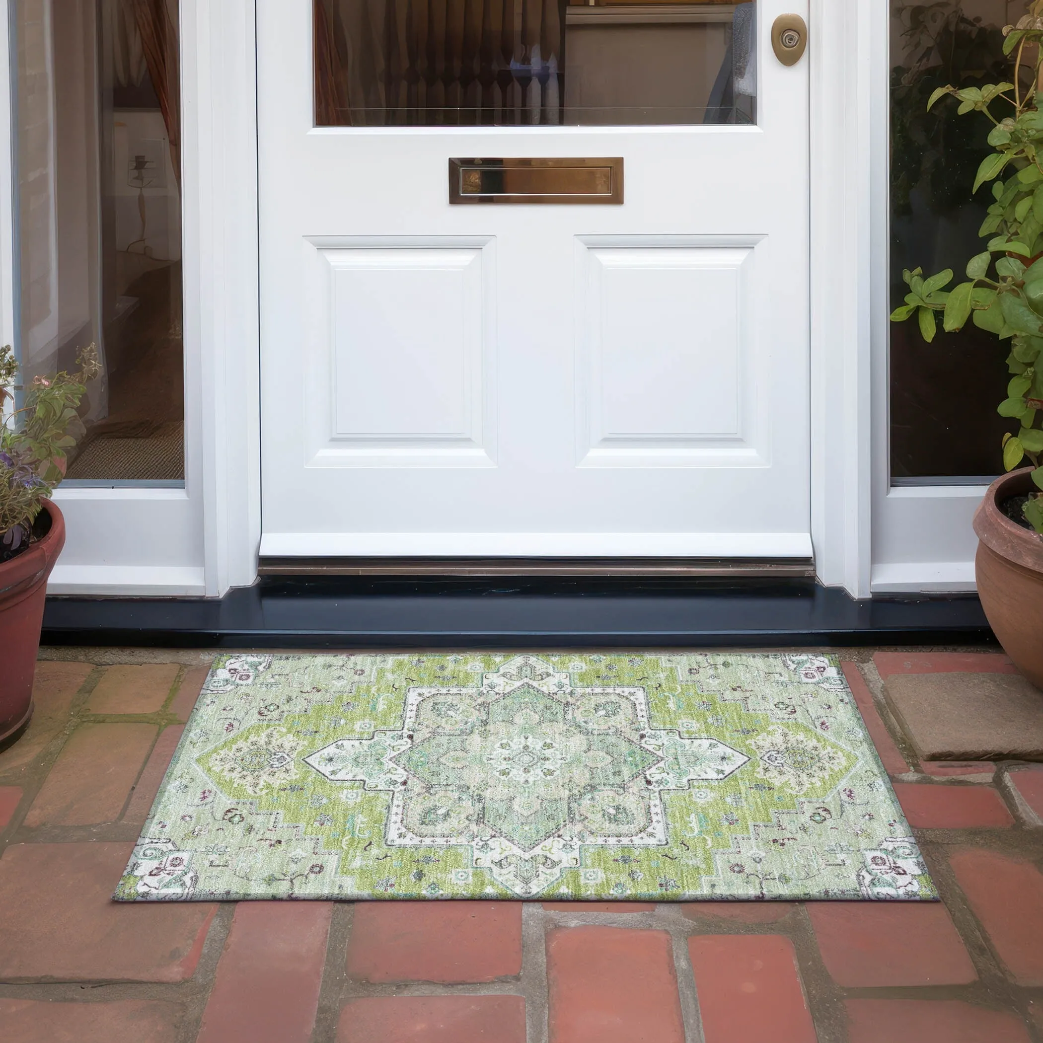Machine Washable Indoor/ Outdoor Persian Traditional Chantille Rug