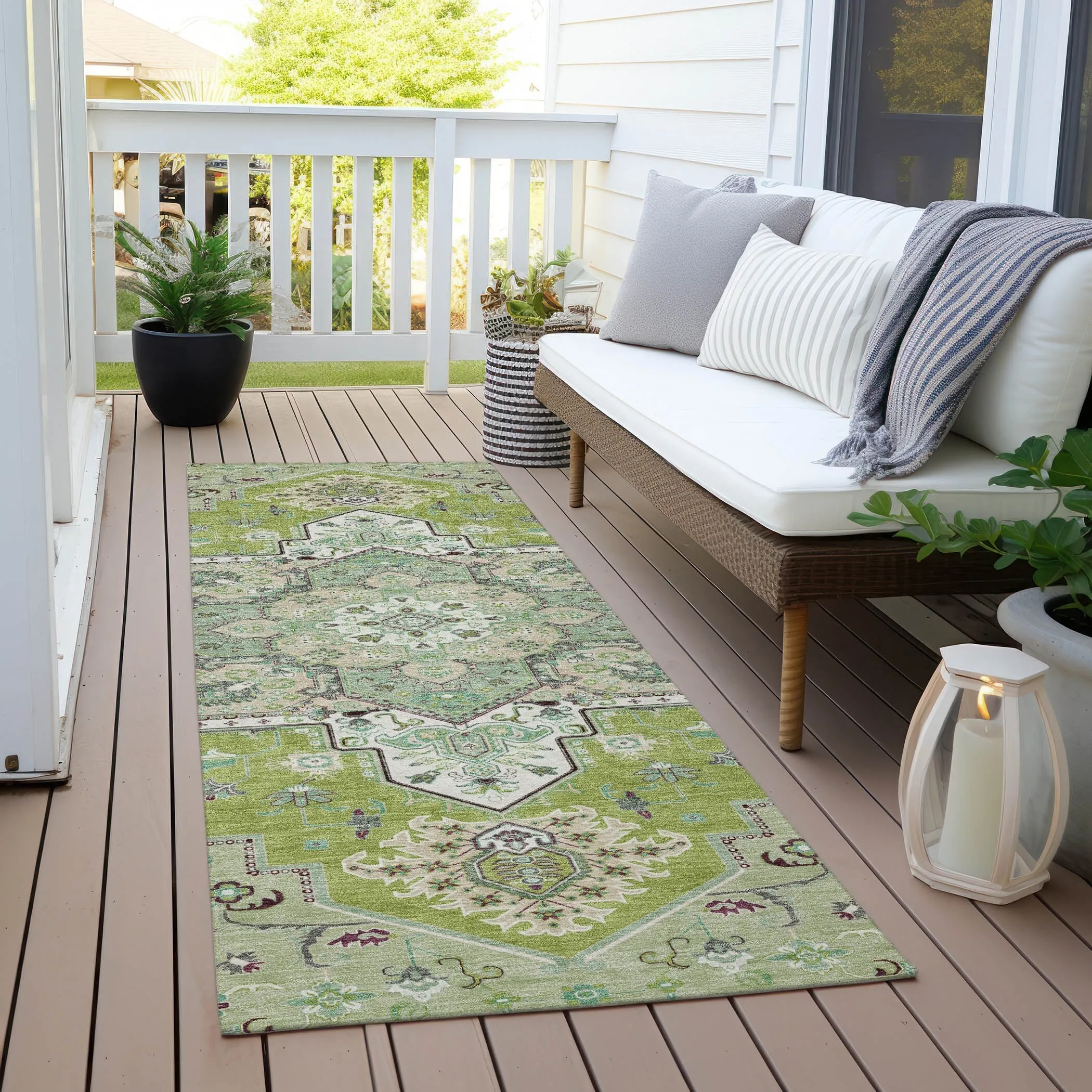 Machine Washable Indoor/ Outdoor Persian Traditional Chantille Rug
