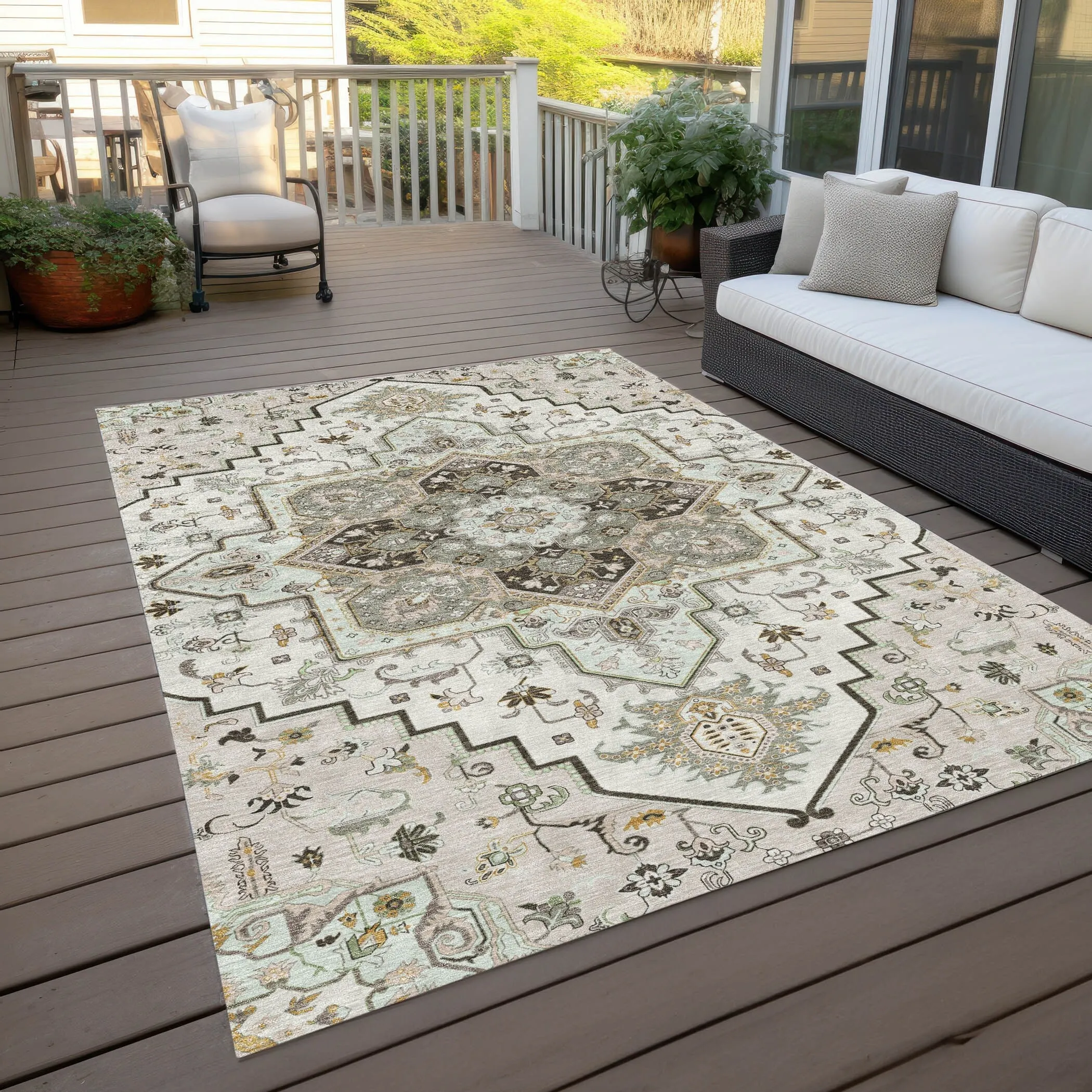 Machine Washable Indoor/ Outdoor Persian Traditional Chantille Rug
