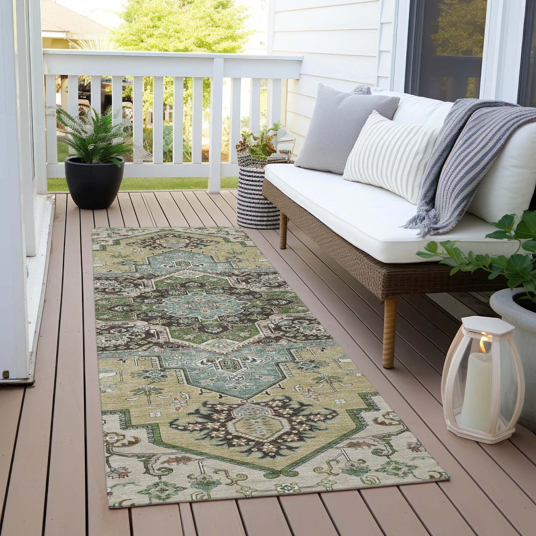 Machine Washable Indoor/ Outdoor Persian Traditional Chantille Rug