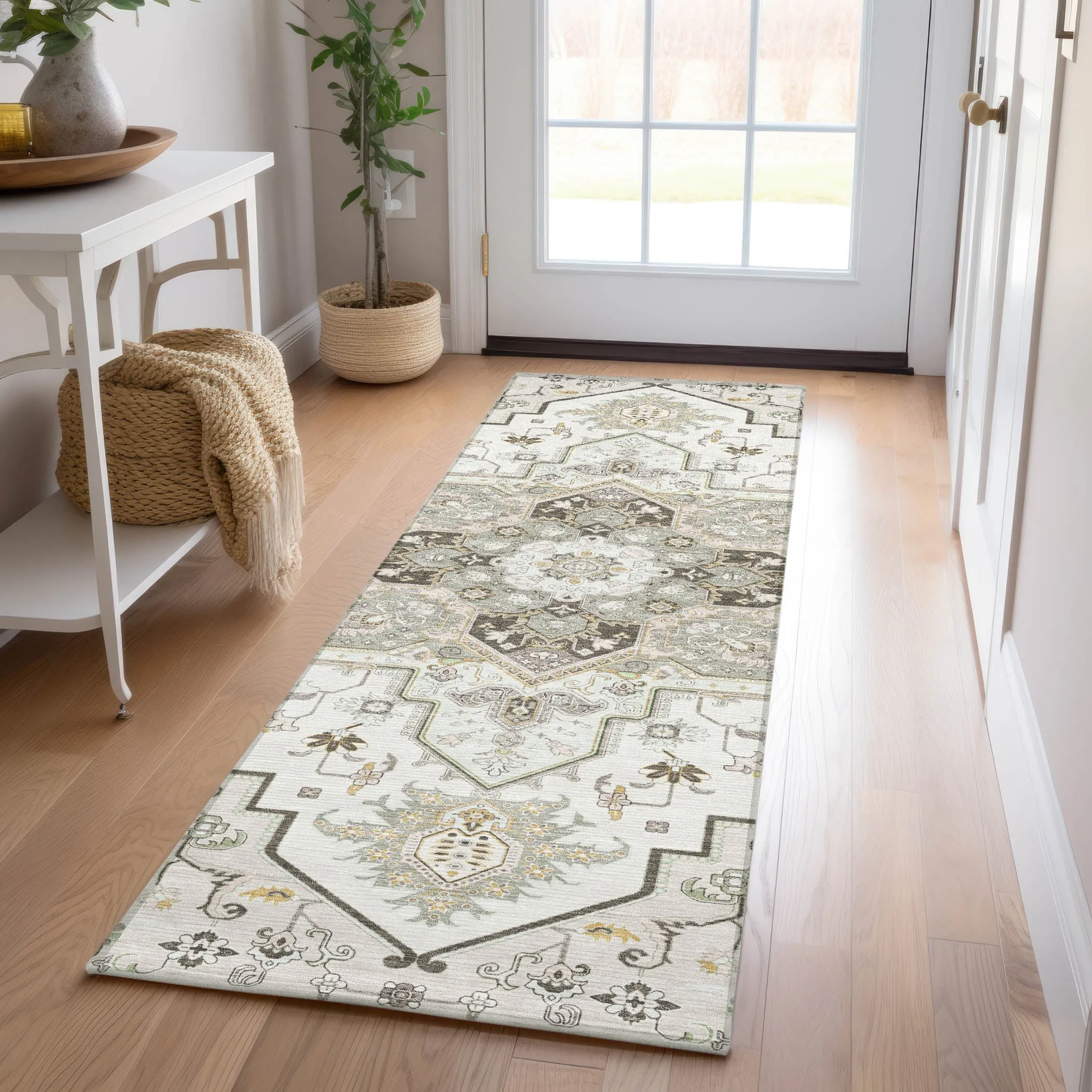 Machine Washable Indoor/ Outdoor Persian Traditional Chantille Rug